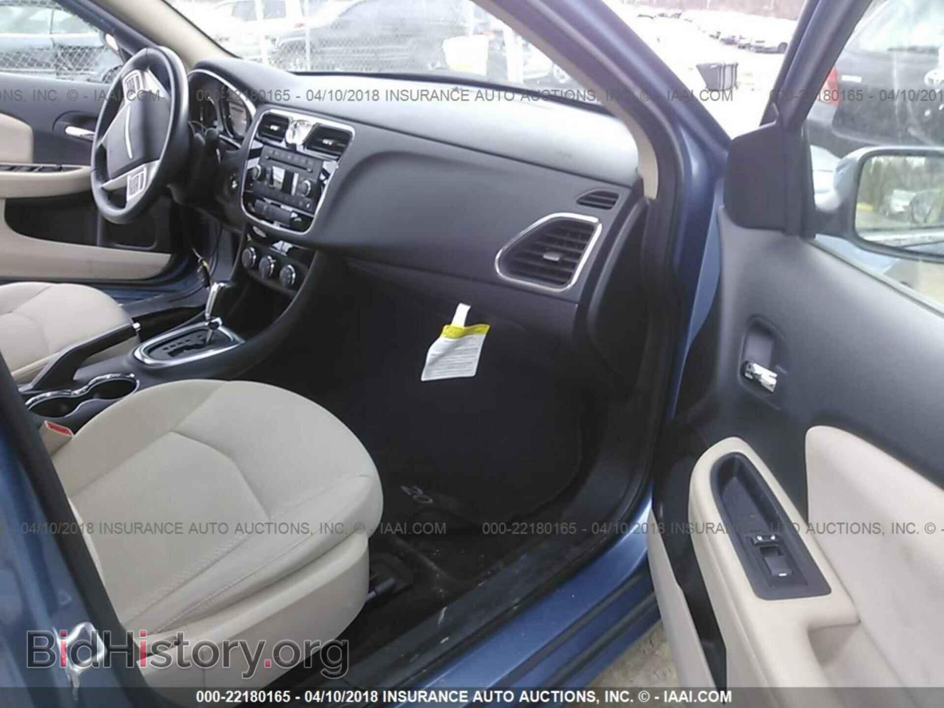 2011 Chrysler 200 - VIN: 1C3BC1FB5BN592908 - Photo 5