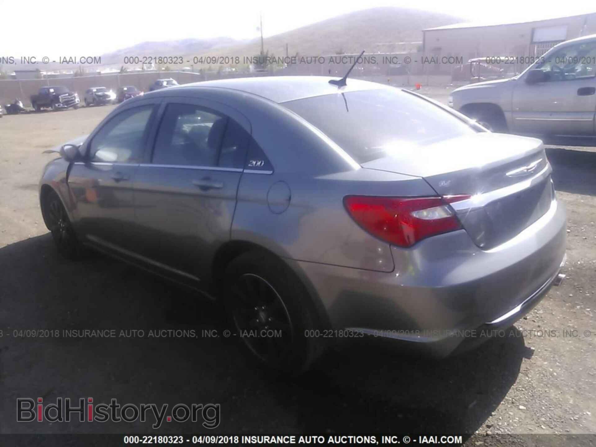 2013 Chrysler 200 - VIN: 1C3CCBBB7DN597160 - Photo 3