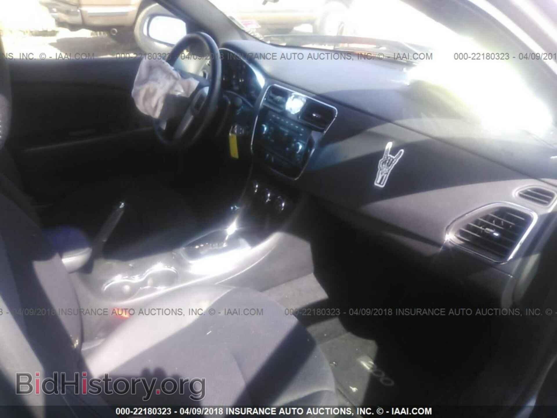 2013 Chrysler 200 - VIN: 1C3CCBBB7DN597160 - Photo 5