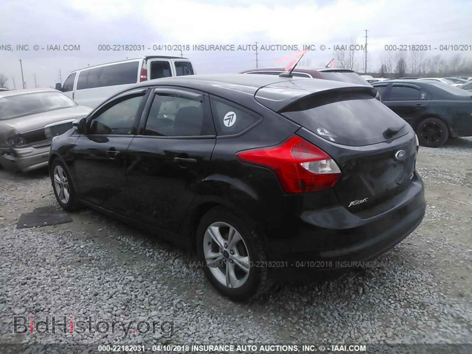 2014 Ford Focus - VIN: 1FADP3K29EL459178 - Photo 3
