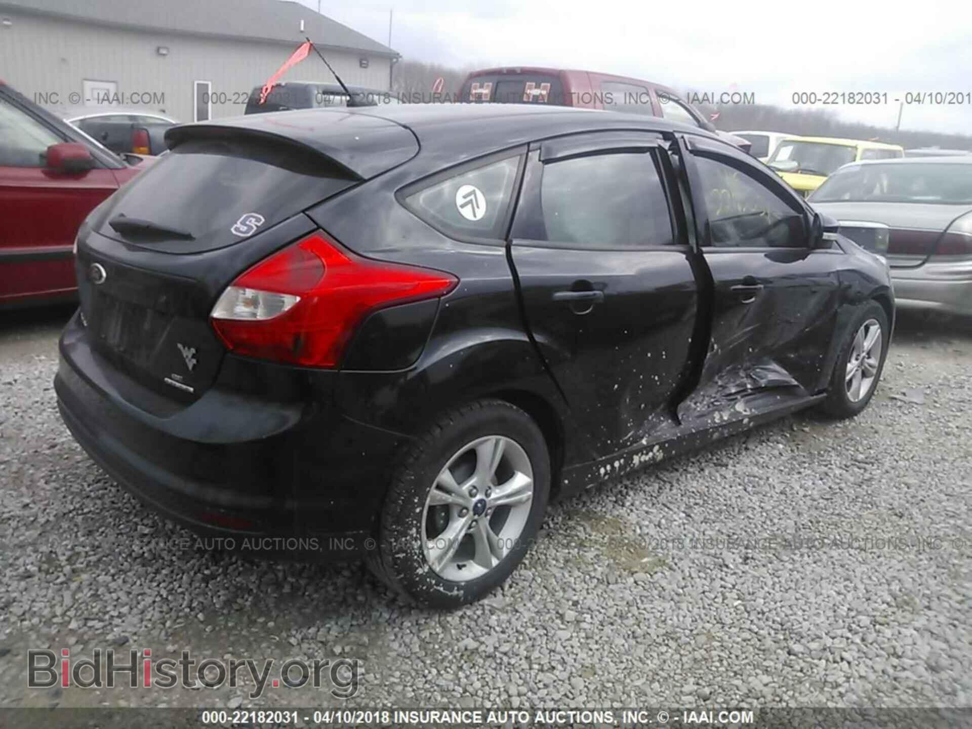 2014 Ford Focus - VIN: 1FADP3K29EL459178 - Photo 4