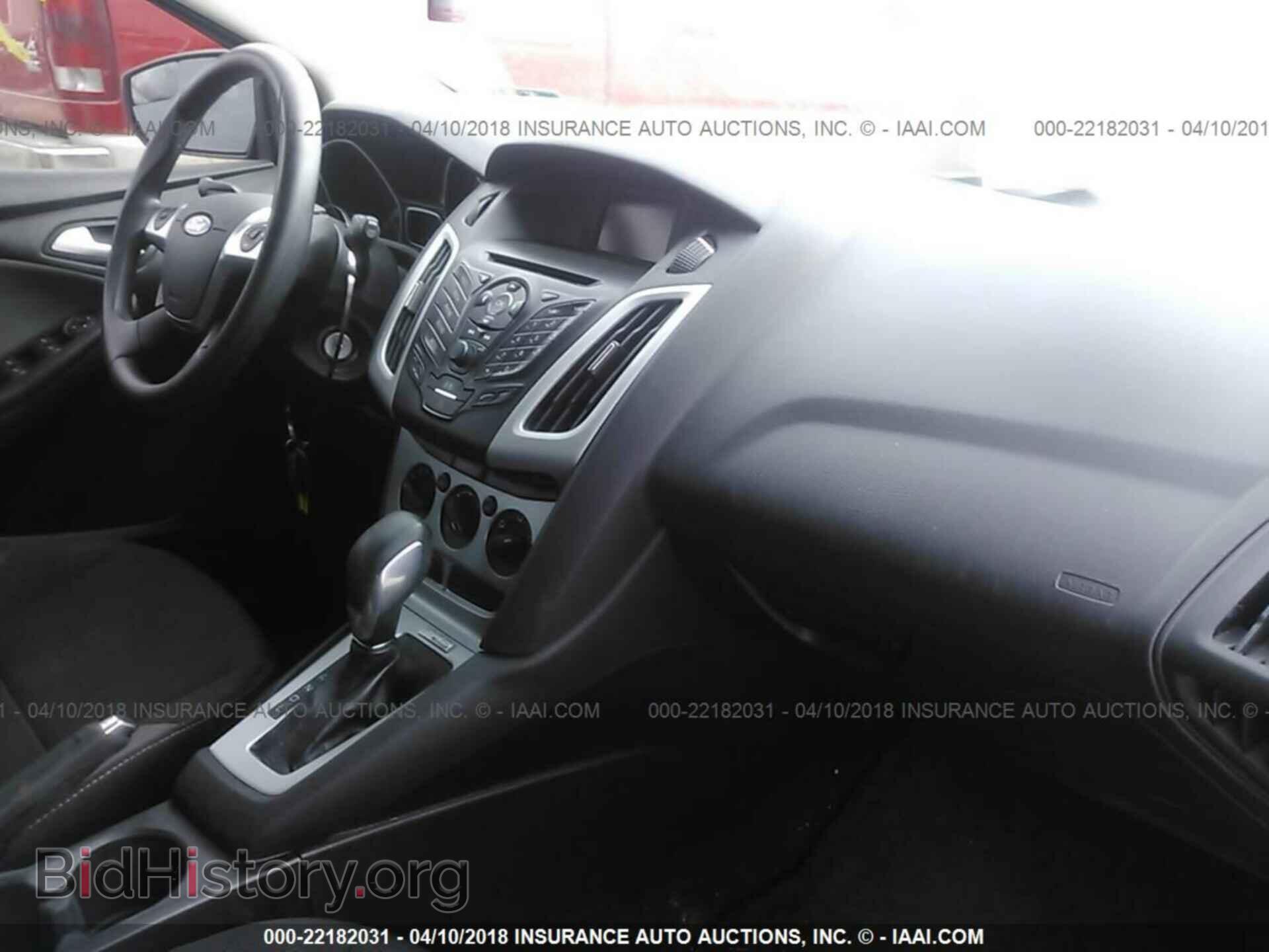 2014 Ford Focus - VIN: 1FADP3K29EL459178 - Photo 5