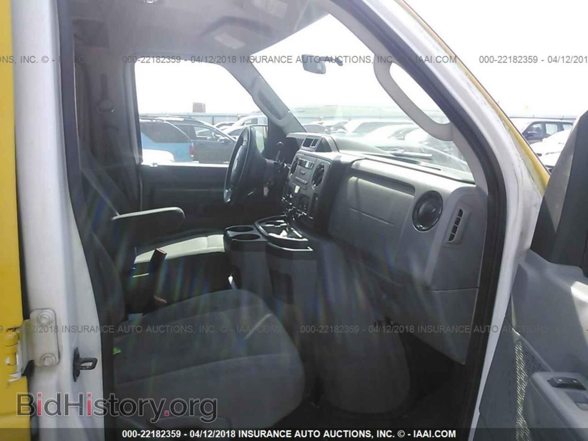 2013 Ford Econoline - VIN: 1FTNE2EW5DDA54571 - Photo 5