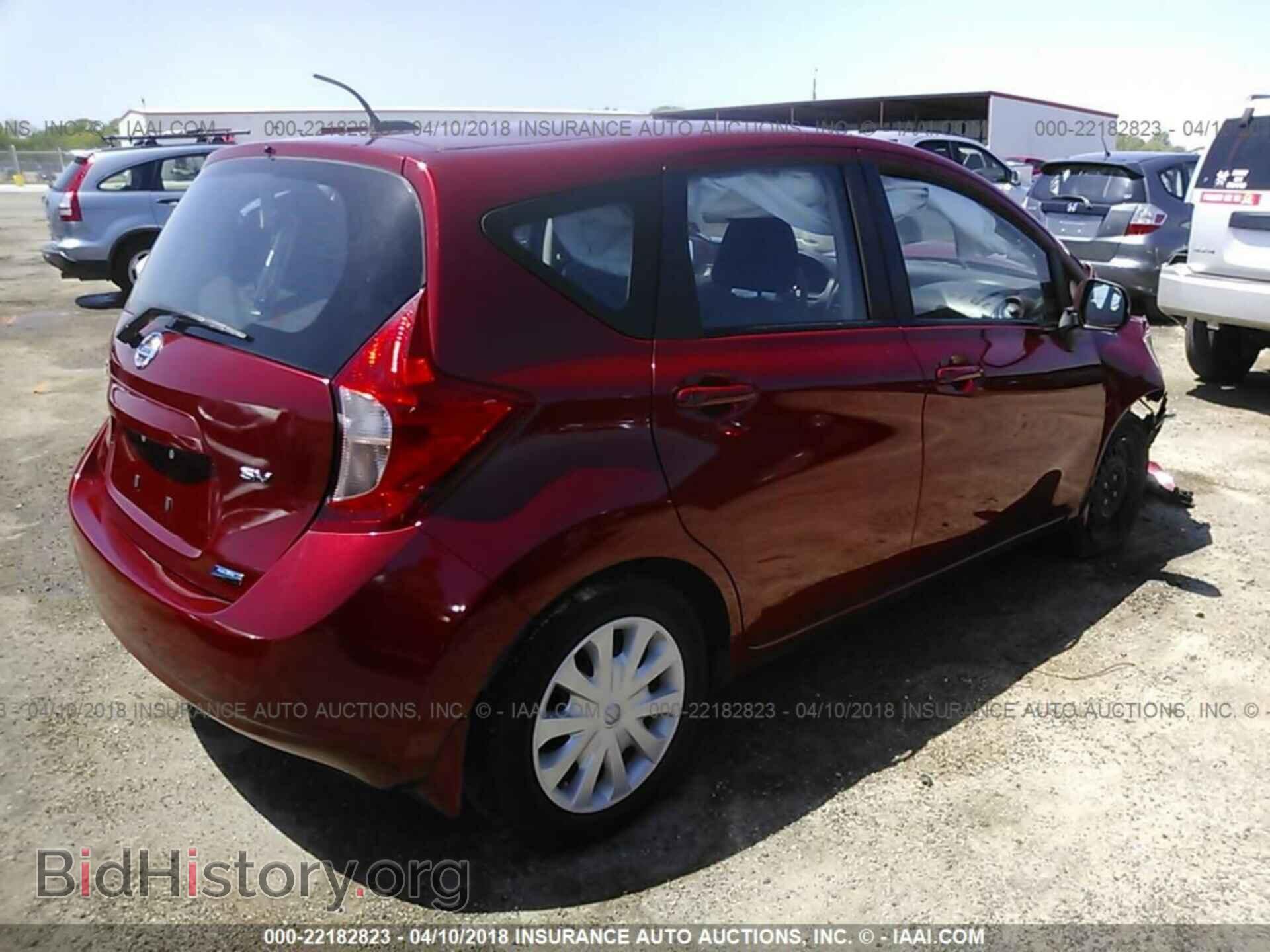 2014 Nissan Versa note - VIN: 3N1CE2CP1EL363472 - Photo 4