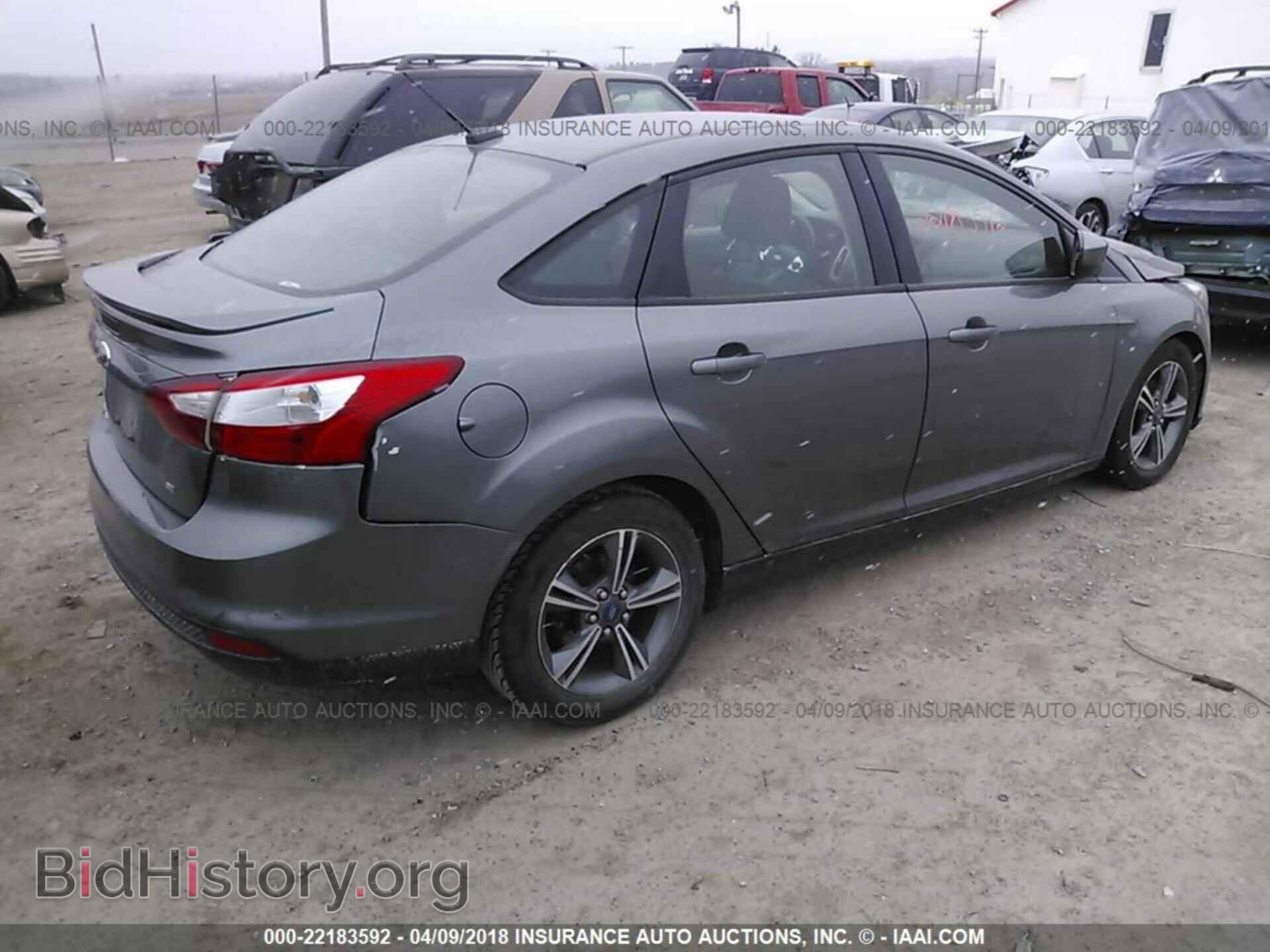 2012 Ford Focus - VIN: 1FAHP3F29CL384538 - Фото 4