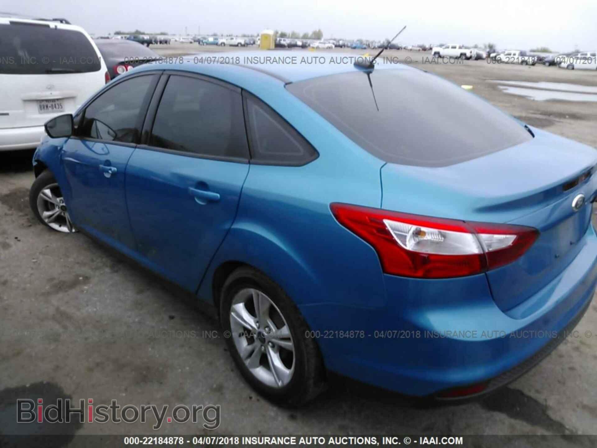 2014 Ford Focus - VIN: 1FADP3F27EL281135 - Photo 3
