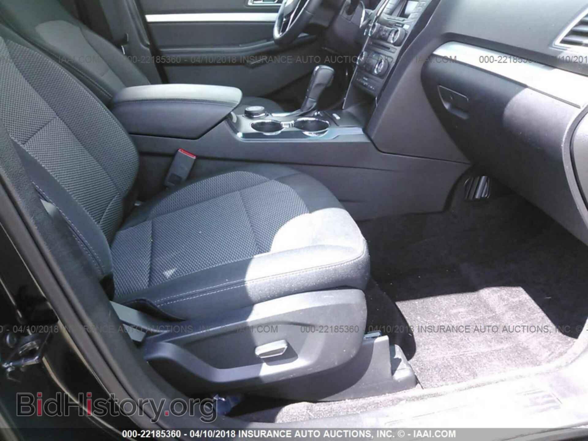 2016 Ford Explorer - VIN: 1FM5K8D87GGB20065 - Photo 5