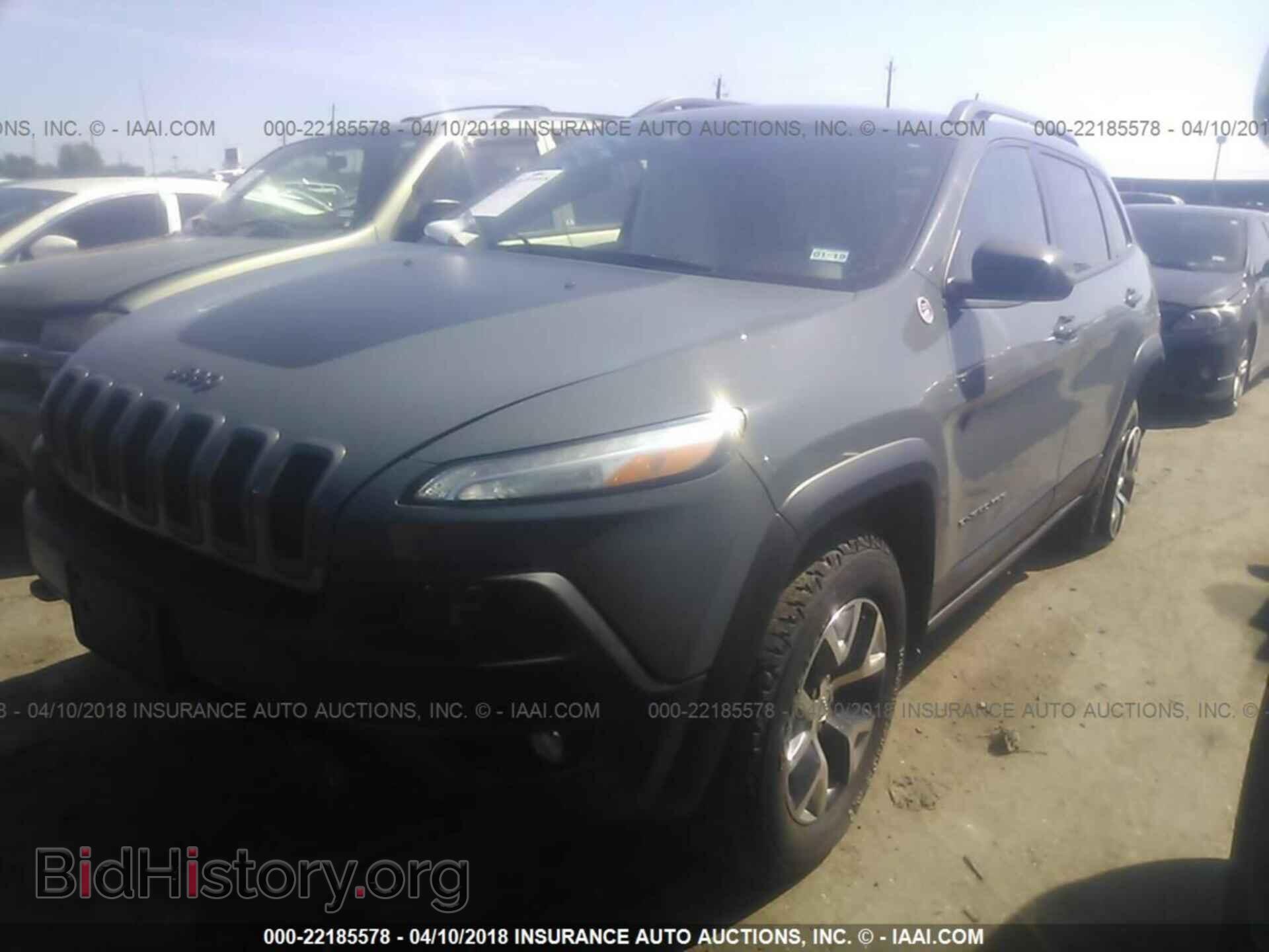 2014 Jeep Cherokee - VIN: 1C4PJMBB4EW243431 - Фото 2