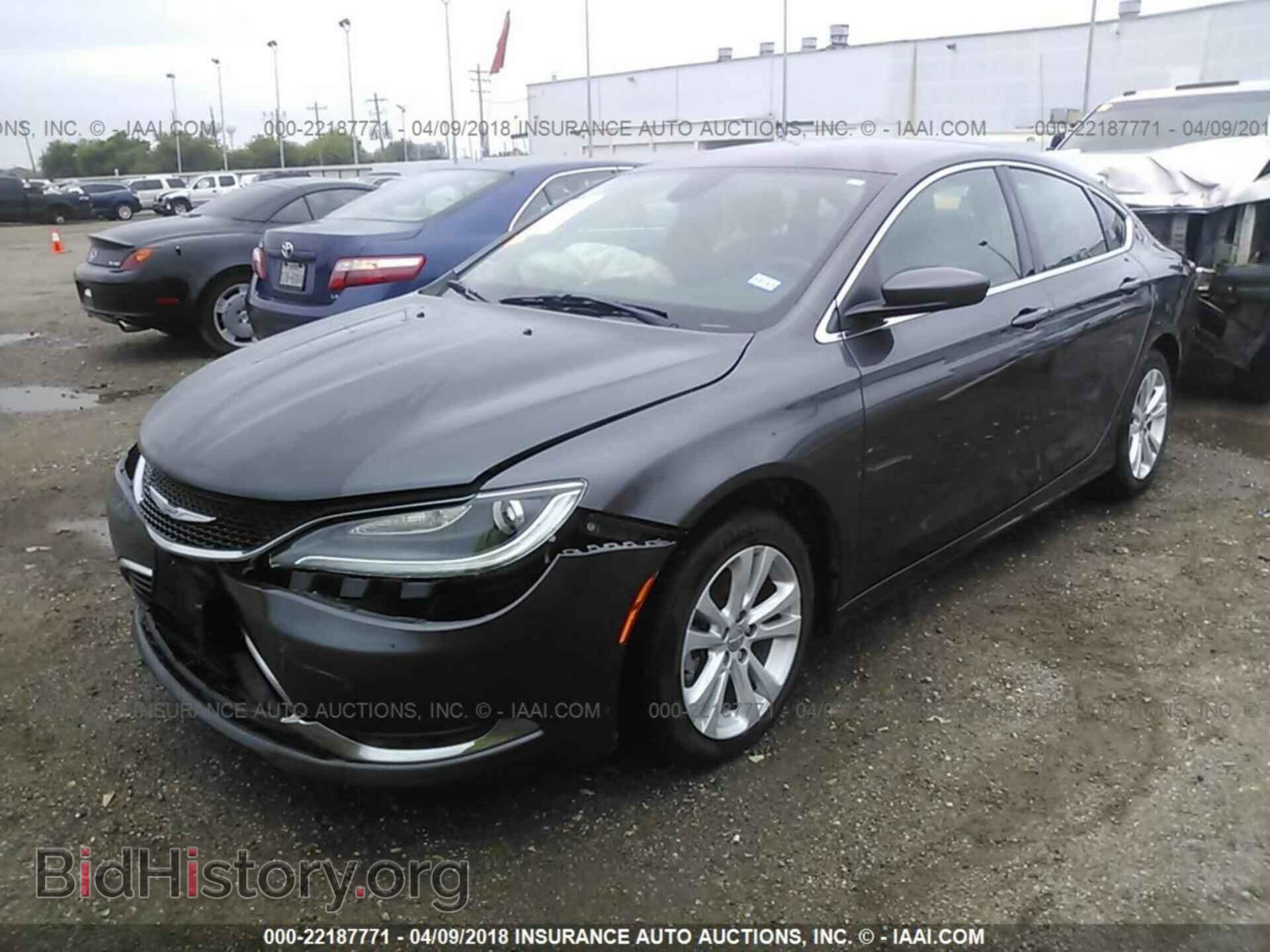 2015 Chrysler 200 - VIN: 1C3CCCAB0FN595826 - Photo 2