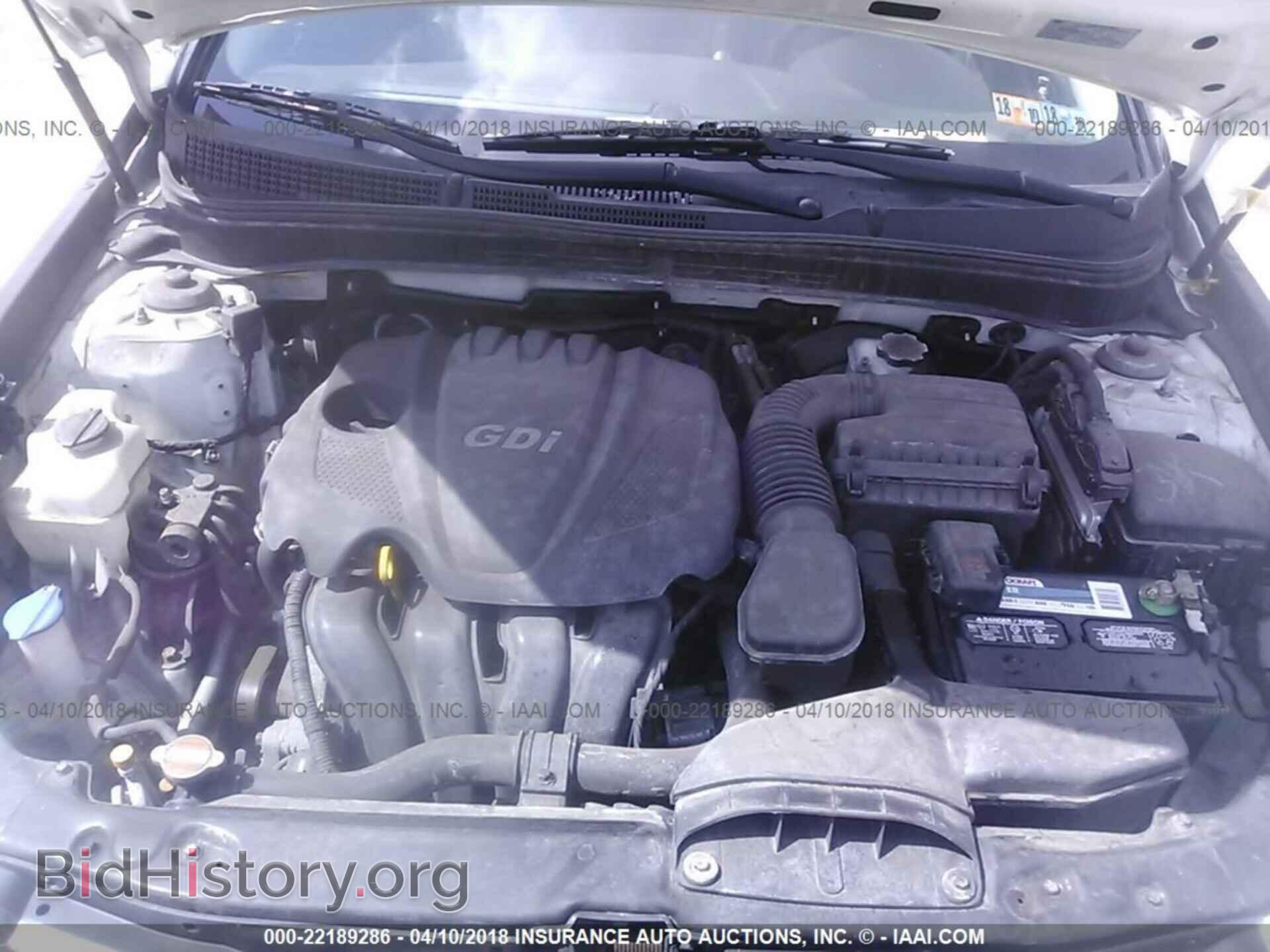 2012 Hyundai Sonata - VIN: 5NPEC4AC8CH327329 - Photo 10