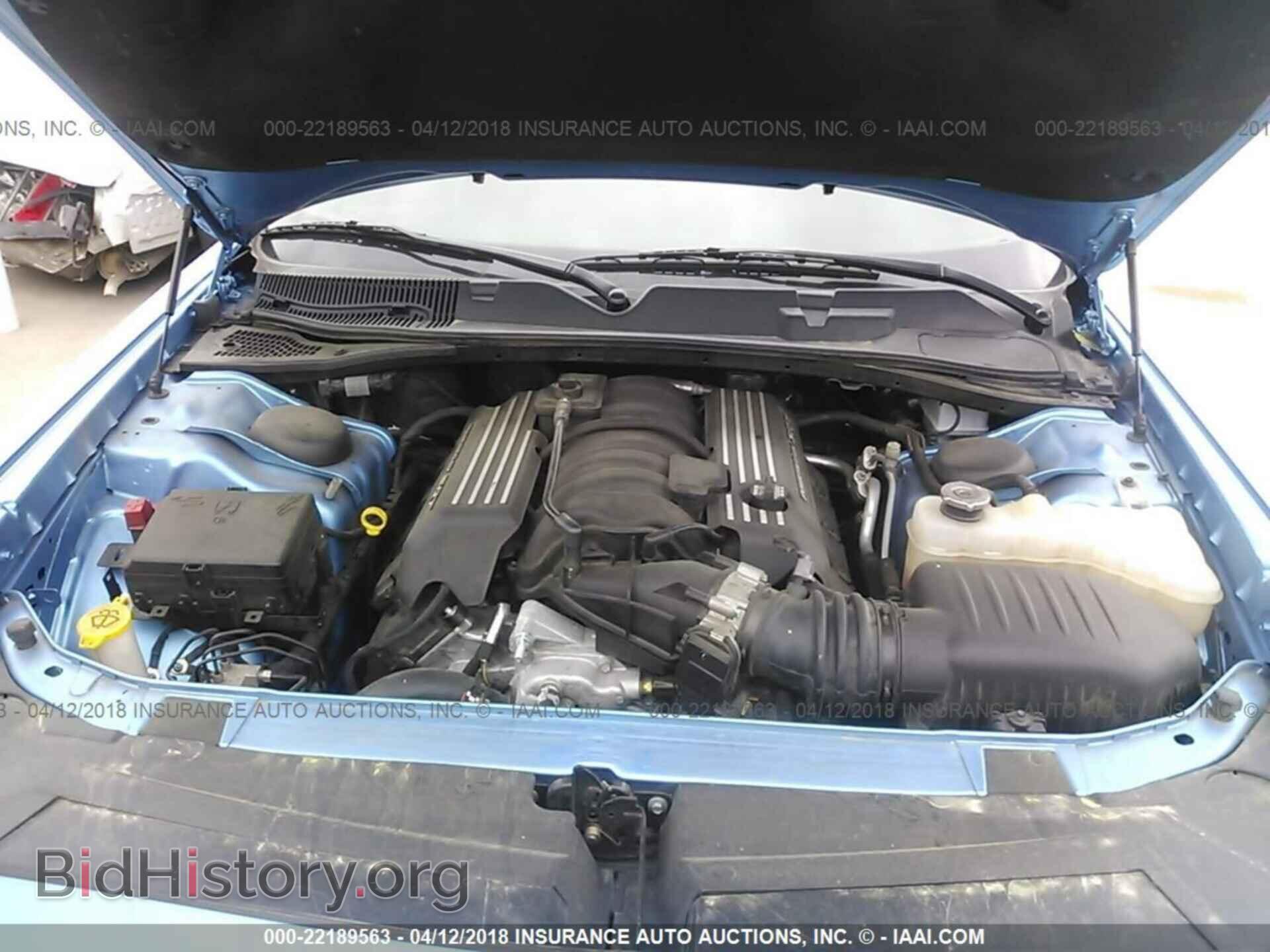 2016 Dodge Challenger - VIN: 2C3CDZFJ5GH255436 - Photo 10