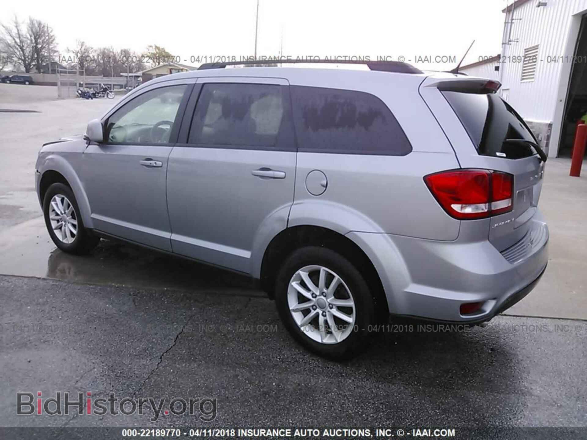 2017 Dodge Journey - VIN: 3C4PDCBG0HT537092 - Фото 3