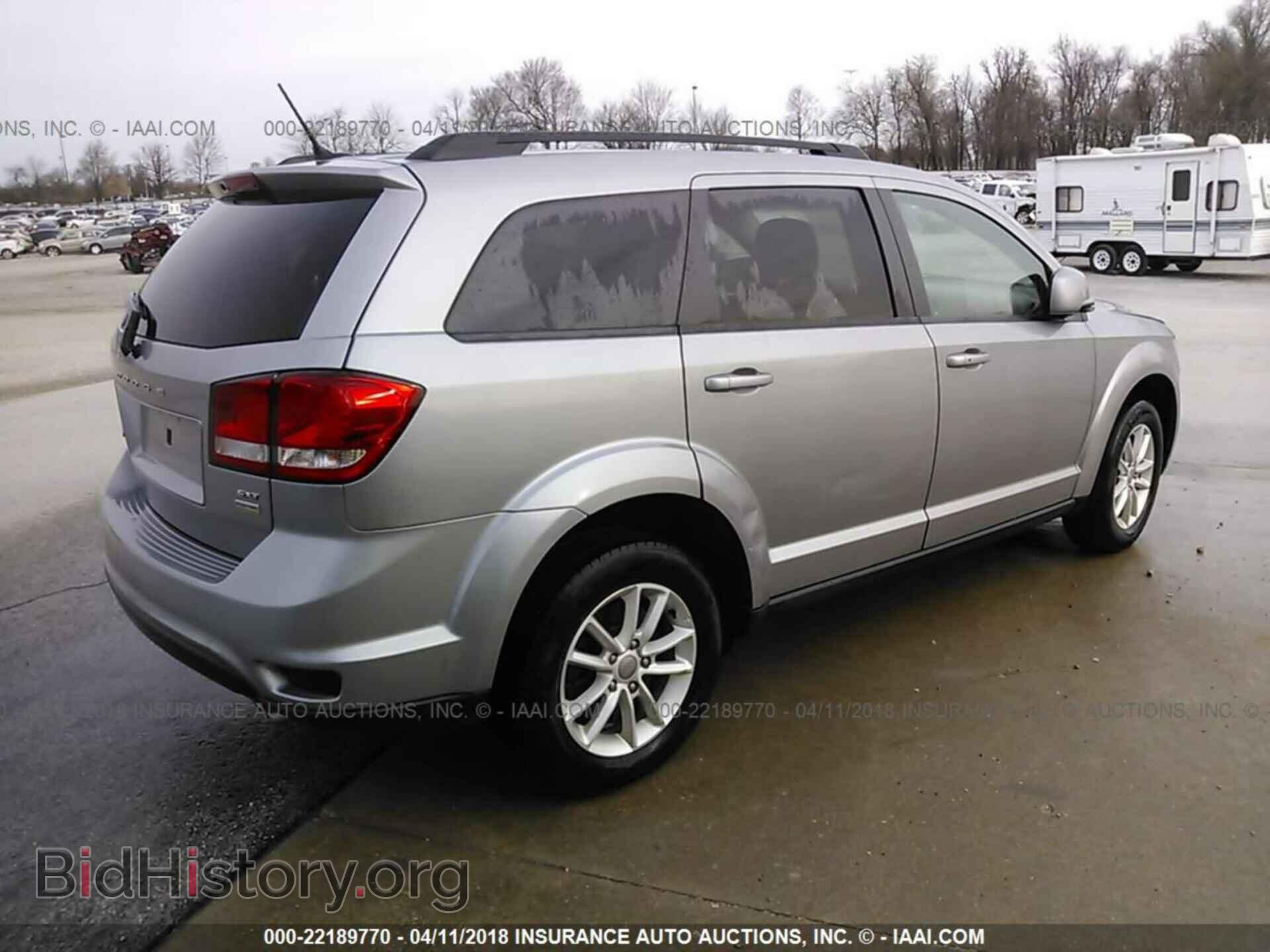 2017 Dodge Journey - VIN: 3C4PDCBG0HT537092 - Фото 4