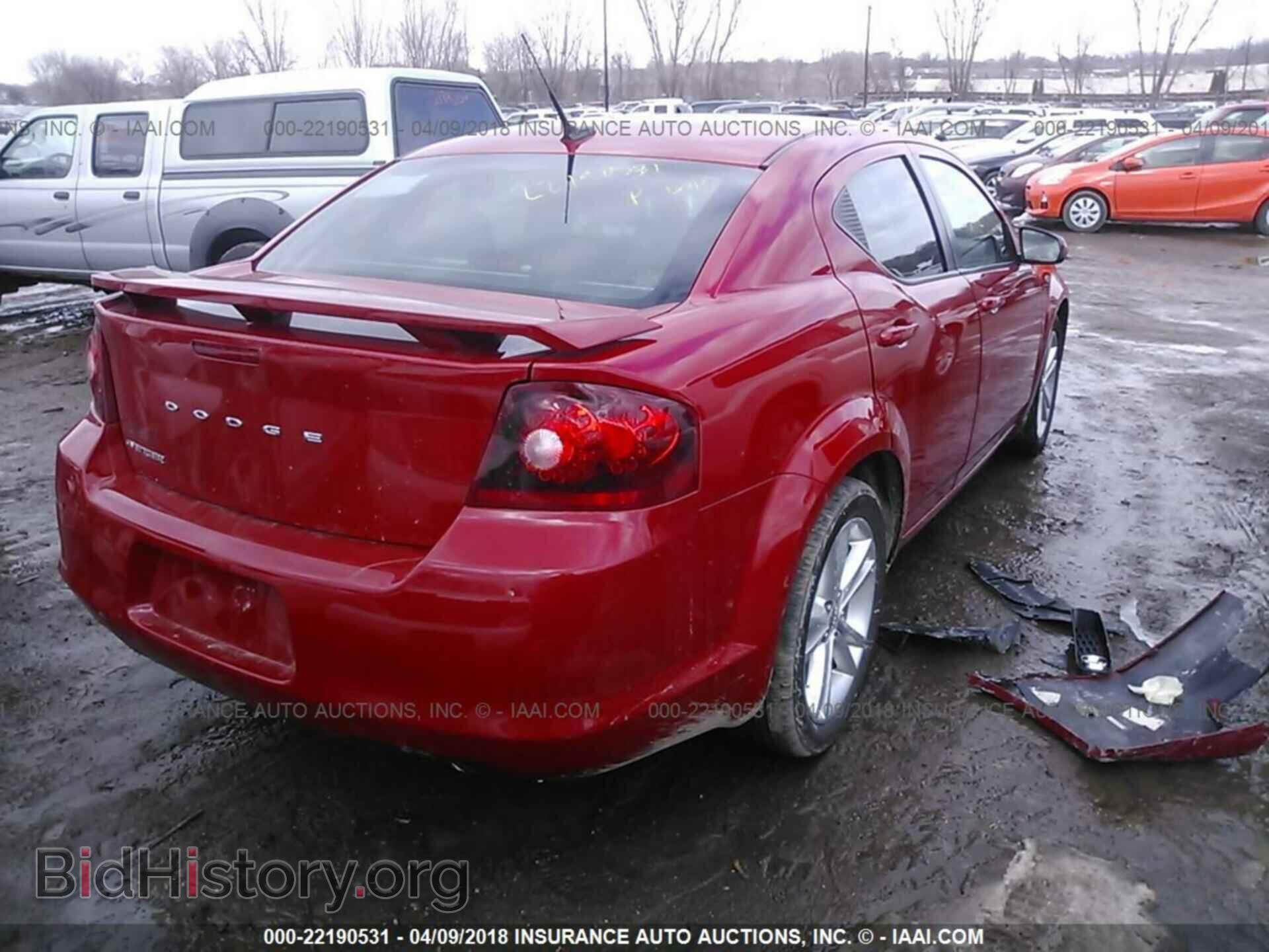 2011 Dodge Avenger - VIN: 1B3BD1FG5BN552074 - Фото 4