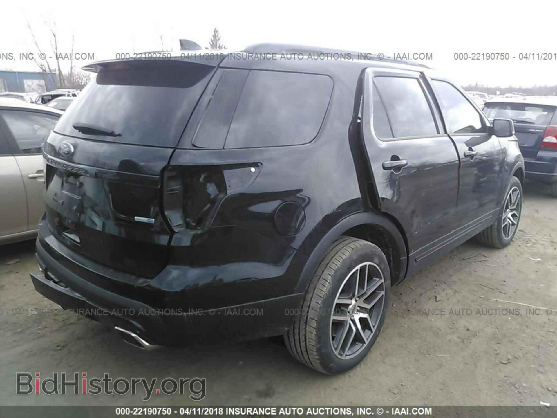 2017 Ford Explorer - VIN: 1FM5K8GT7HGE09836 - Photo 4