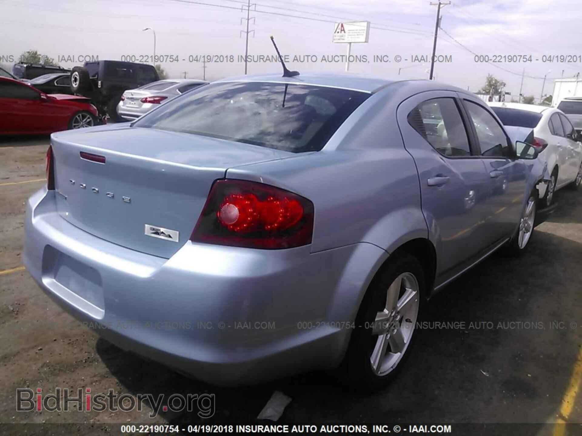 2013 Dodge Avenger - VIN: 1C3CDZAB7DN593875 - Photo 4