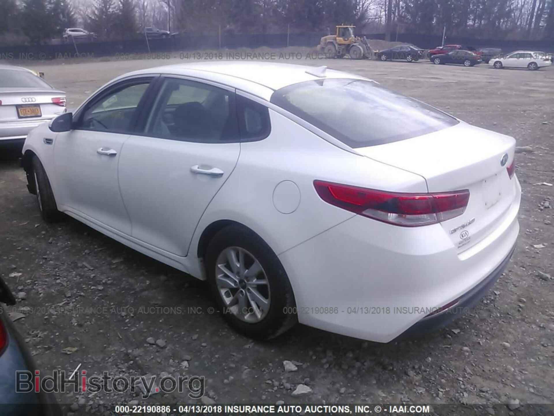 2016 Kia Optima - VIN: 5XXGT4L34GG049357 - Photo 3