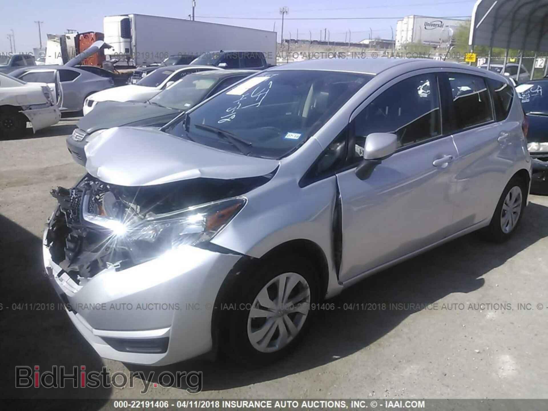2017 Nissan Versa note - VIN: 3N1CE2CPXHL355407 - Photo 2