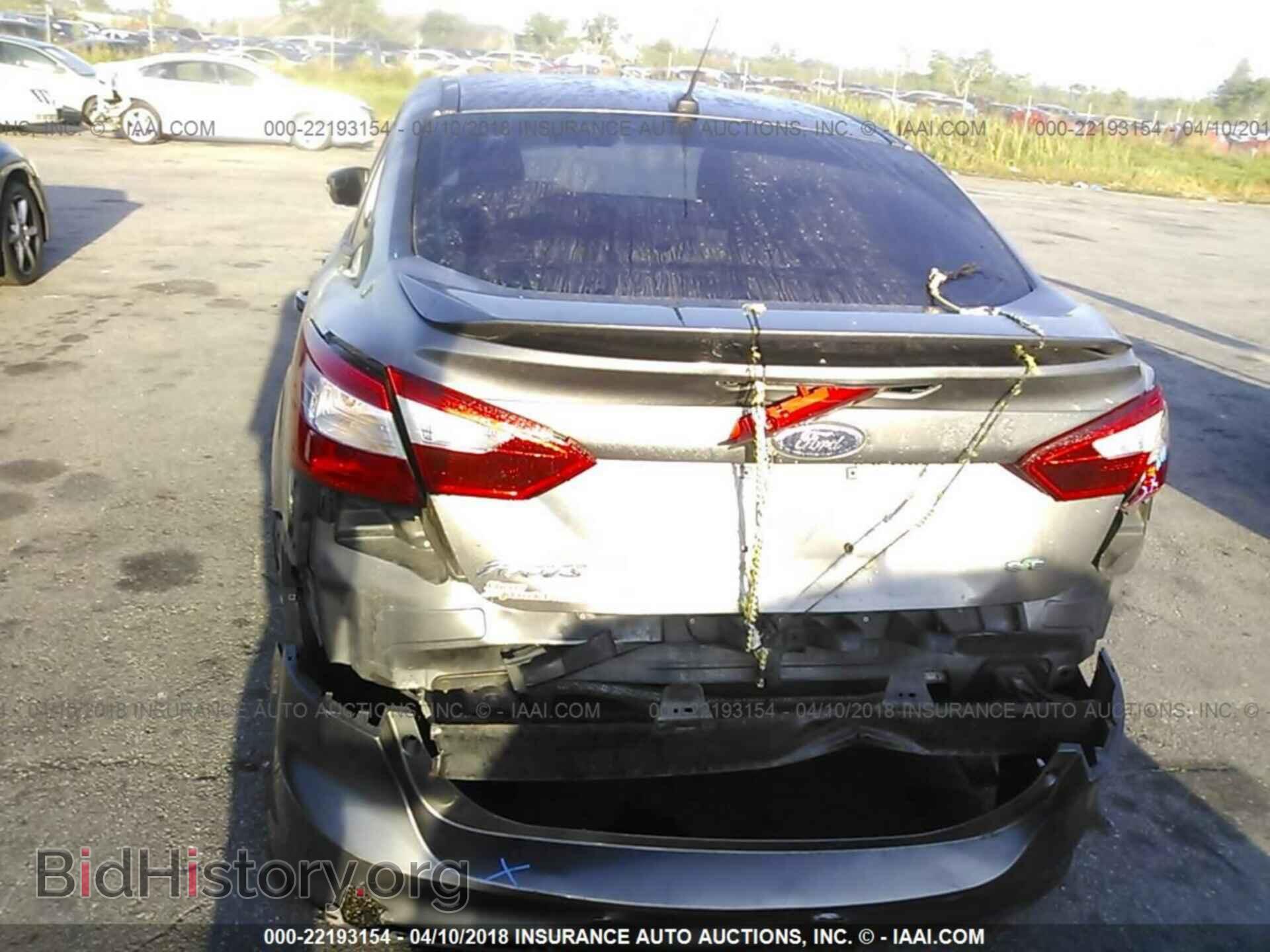 2012 Ford Focus - VIN: 1FAHP3F24CL243800 - Фото 6