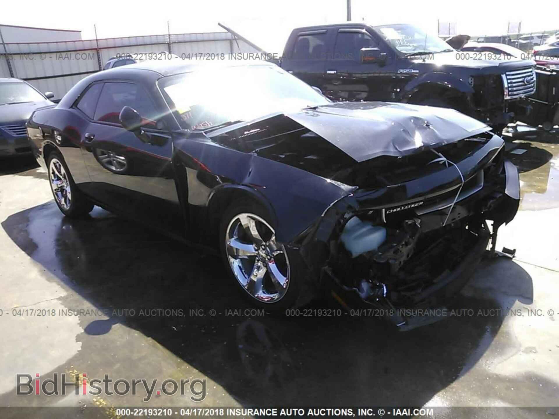 Фотография 2C3CDYAG4DH648944 - Dodge Challenger 2013