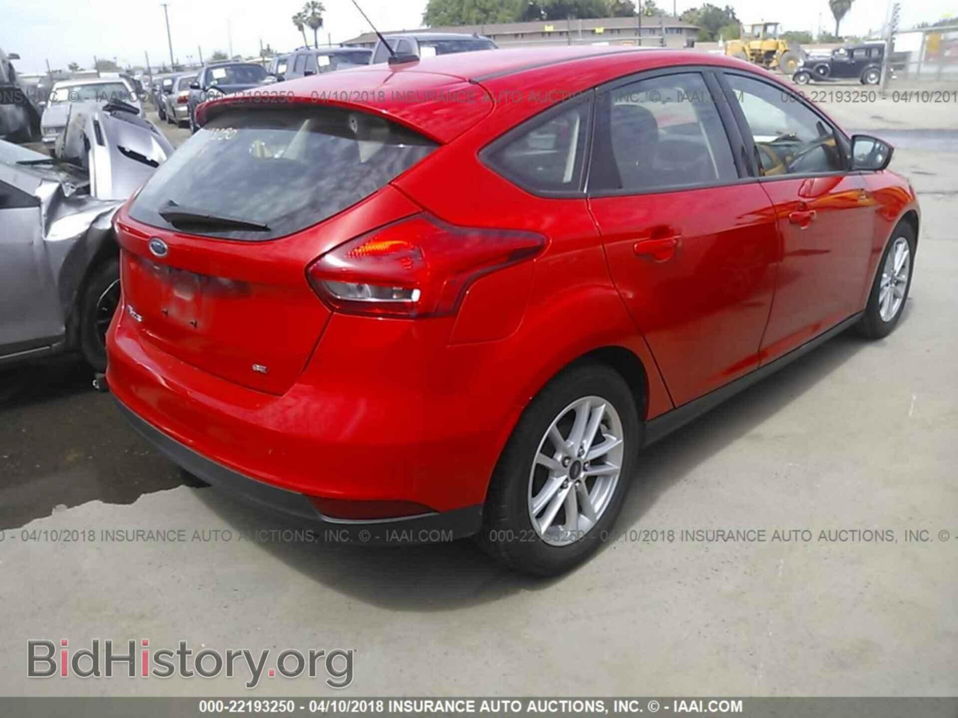 2015 Ford Focus - VIN: 1FADP3K20FL328609 - Фото 4