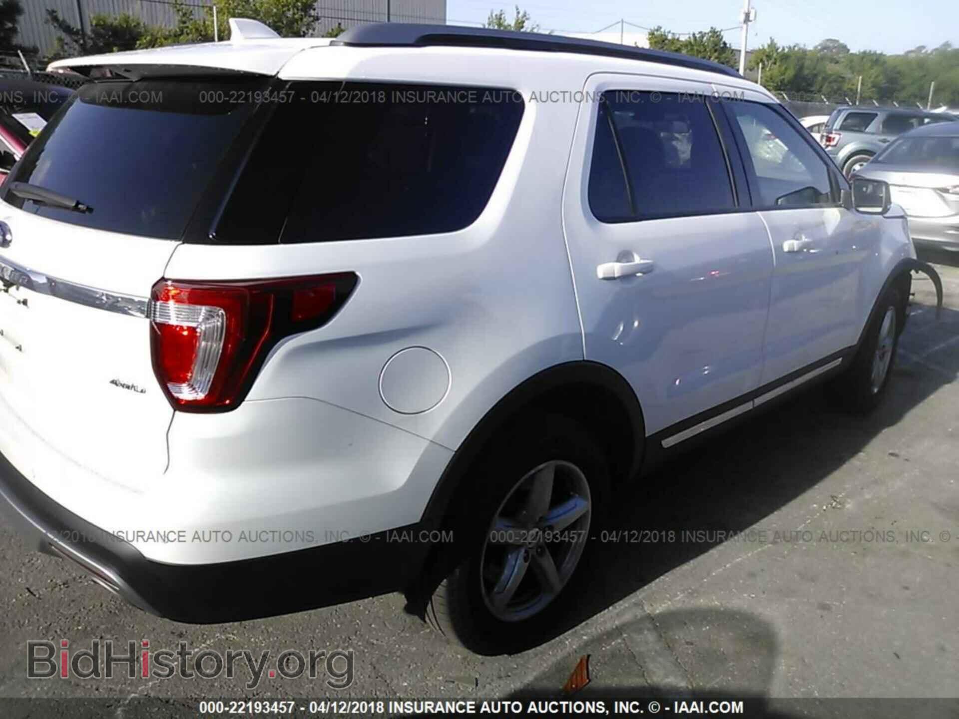2017 Ford Explorer - VIN: 1FM5K8D85HGB16369 - Photo 4
