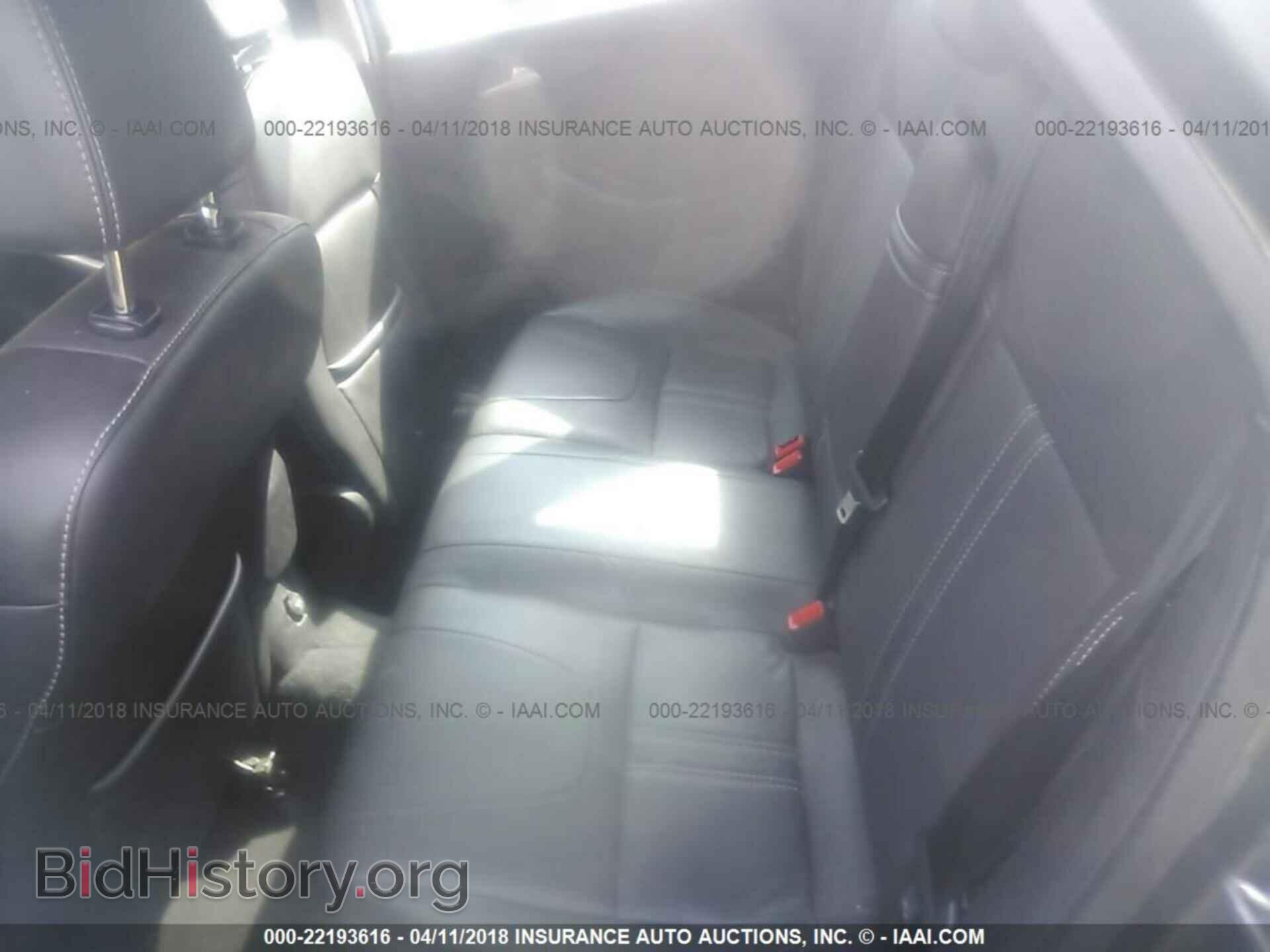 2012 Ford Focus - VIN: 1FAHP3M23CL474318 - Photo 8
