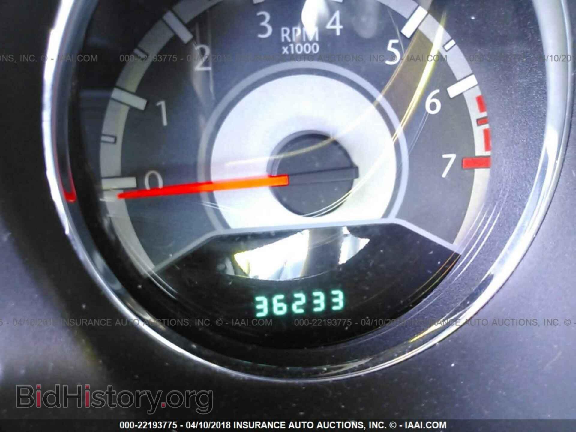 2014 Chrysler 200 - VIN: 1C3CCBAB3EN122737 - Photo 7