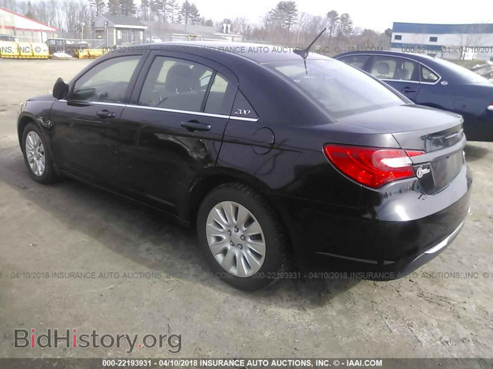 2012 Chrysler 200 - VIN: 1C3CCBAB3CN159803 - Фото 3