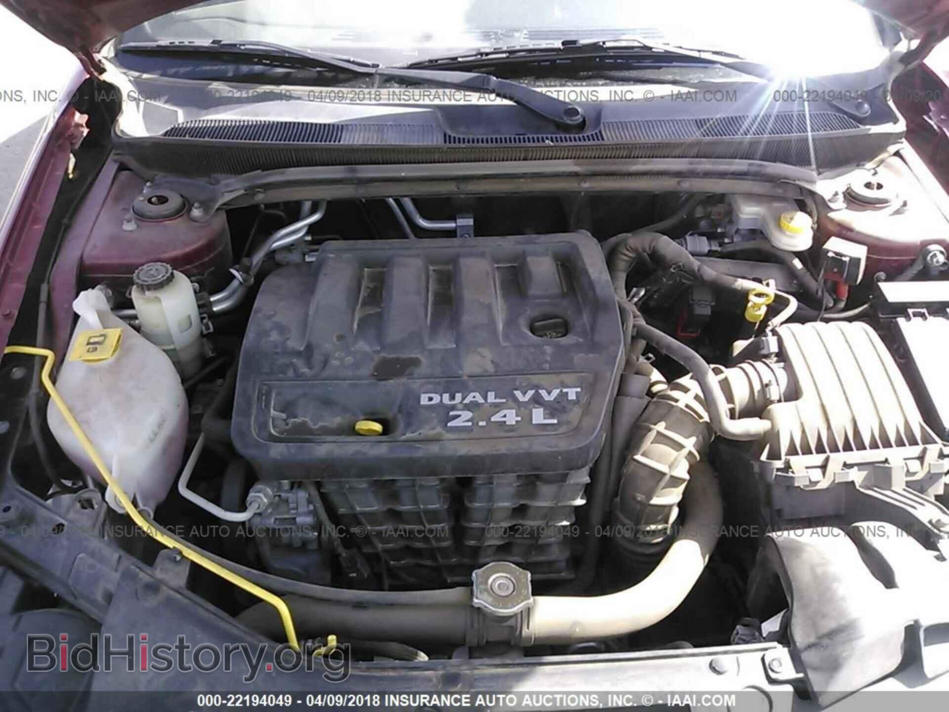 2013 Chrysler 200 - VIN: 1C3CCBAB0DN560436 - Фото 10
