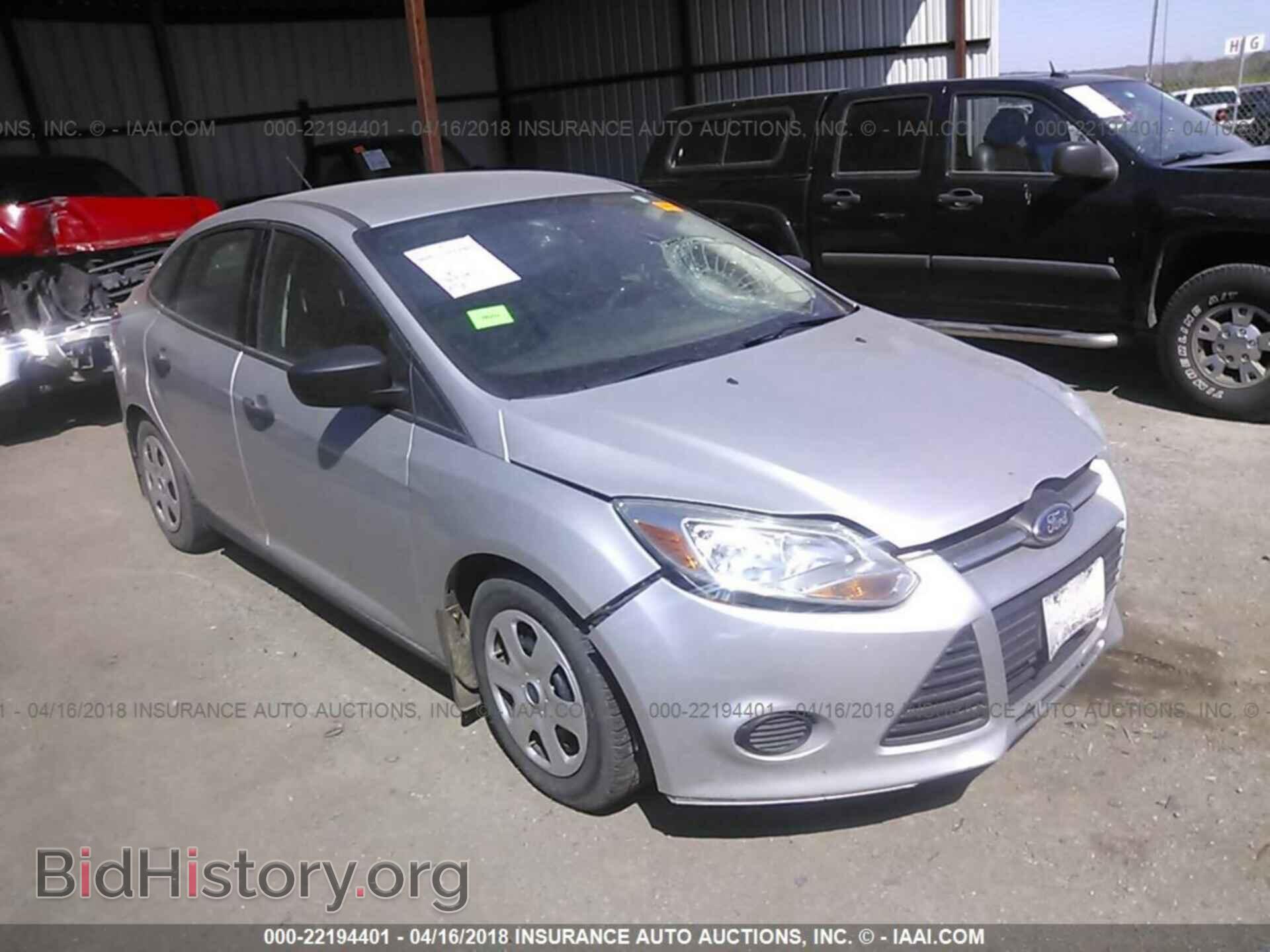 Photo 1FADP3E2XEL103799 - Ford Focus 2014
