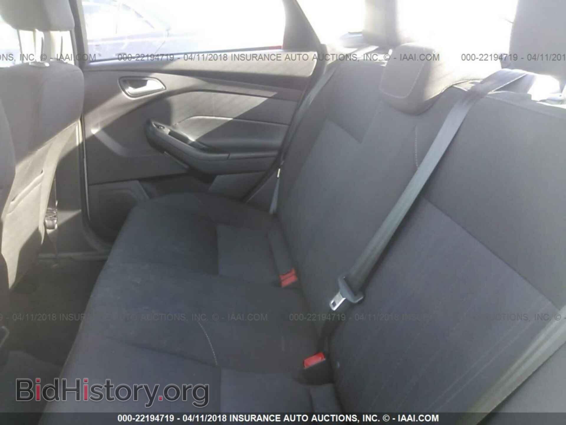 2015 Ford Focus - VIN: 1FADP3F29FL273331 - Photo 8