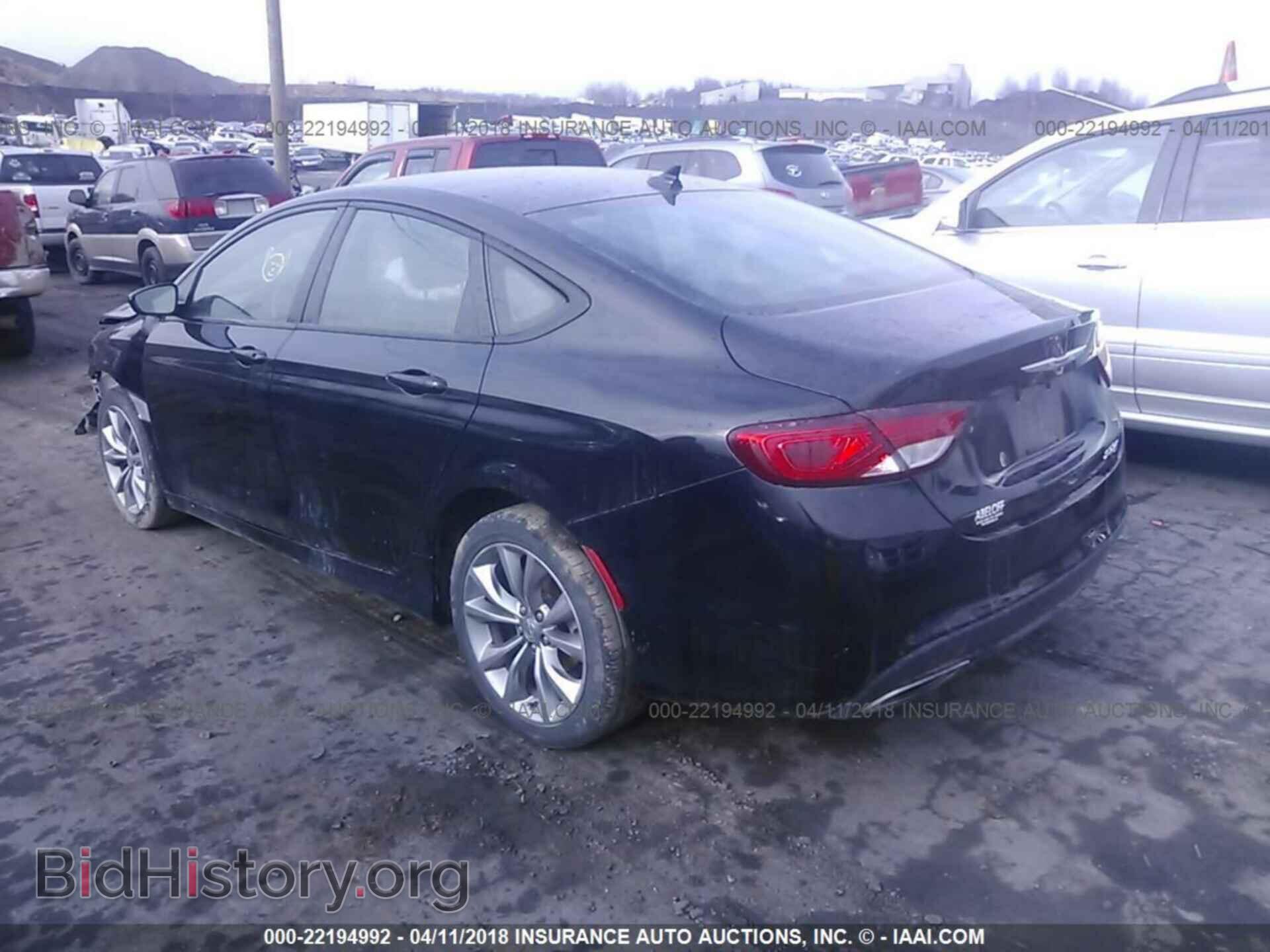 2015 Chrysler 200 - VIN: 1C3CCCBB6FN614944 - Photo 3