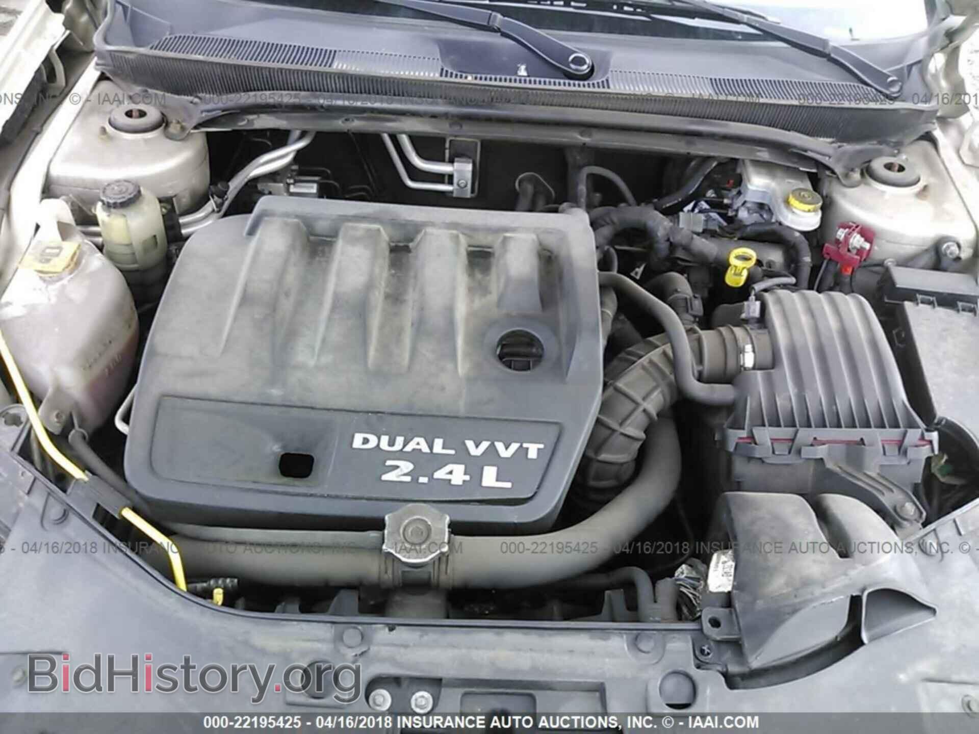2013 Chrysler 200 - VIN: 1C3CCBBB6DN721774 - Photo 10