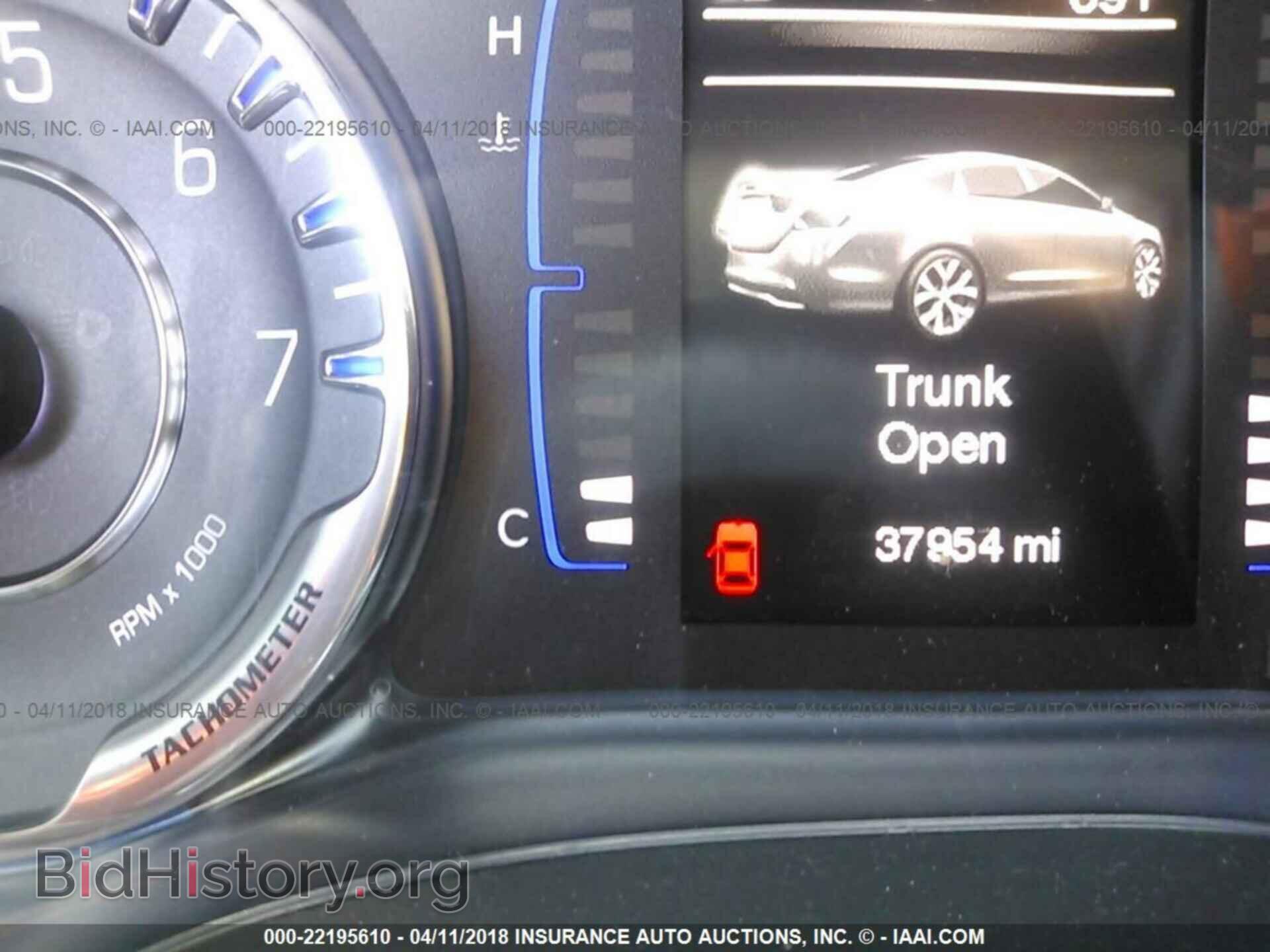 2015 Chrysler 200 - VIN: 1C3CCCAB7FN710843 - Photo 7