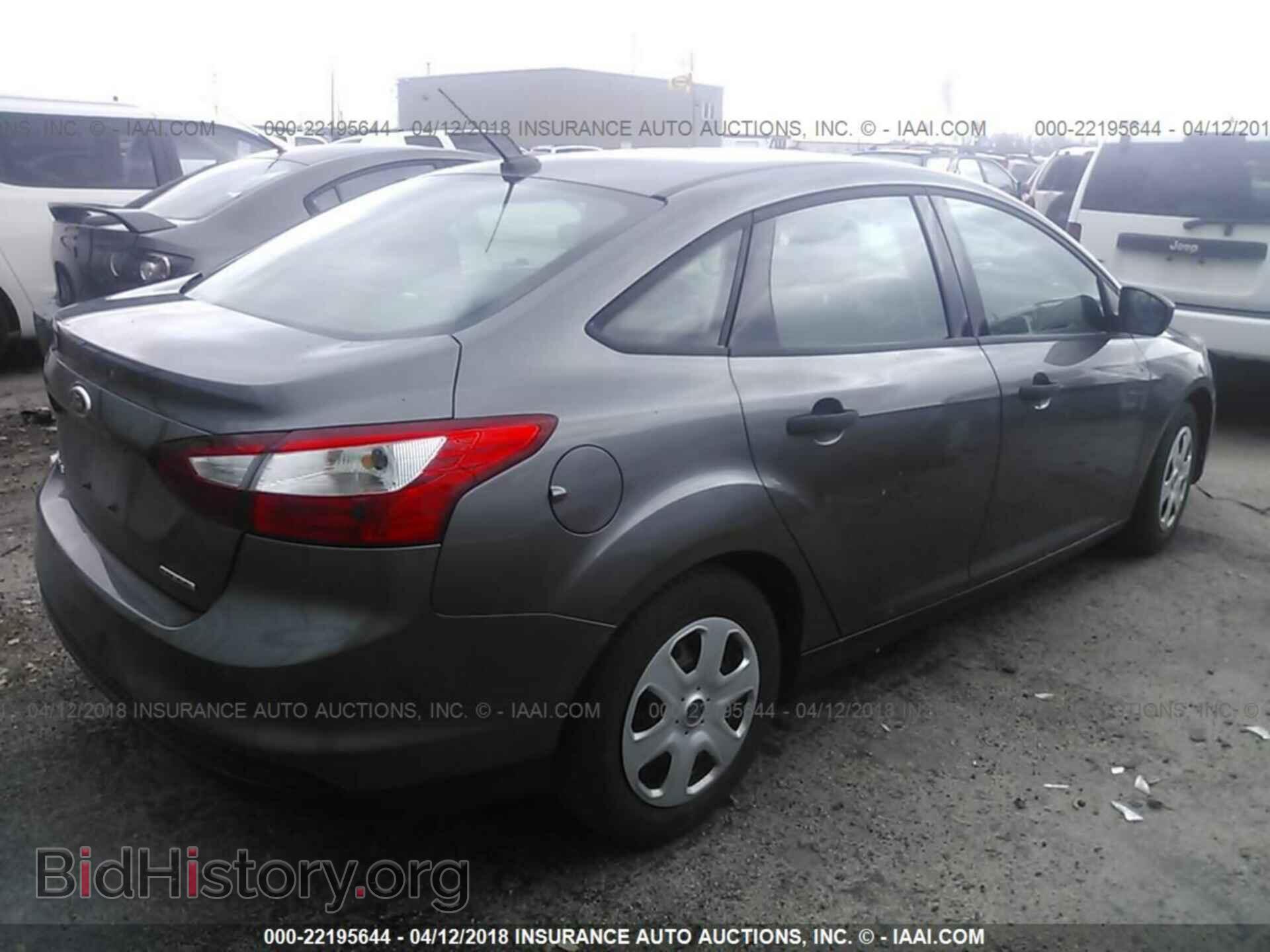 2013 Ford Focus - VIN: 1FADP3E26DL183567 - Фото 4