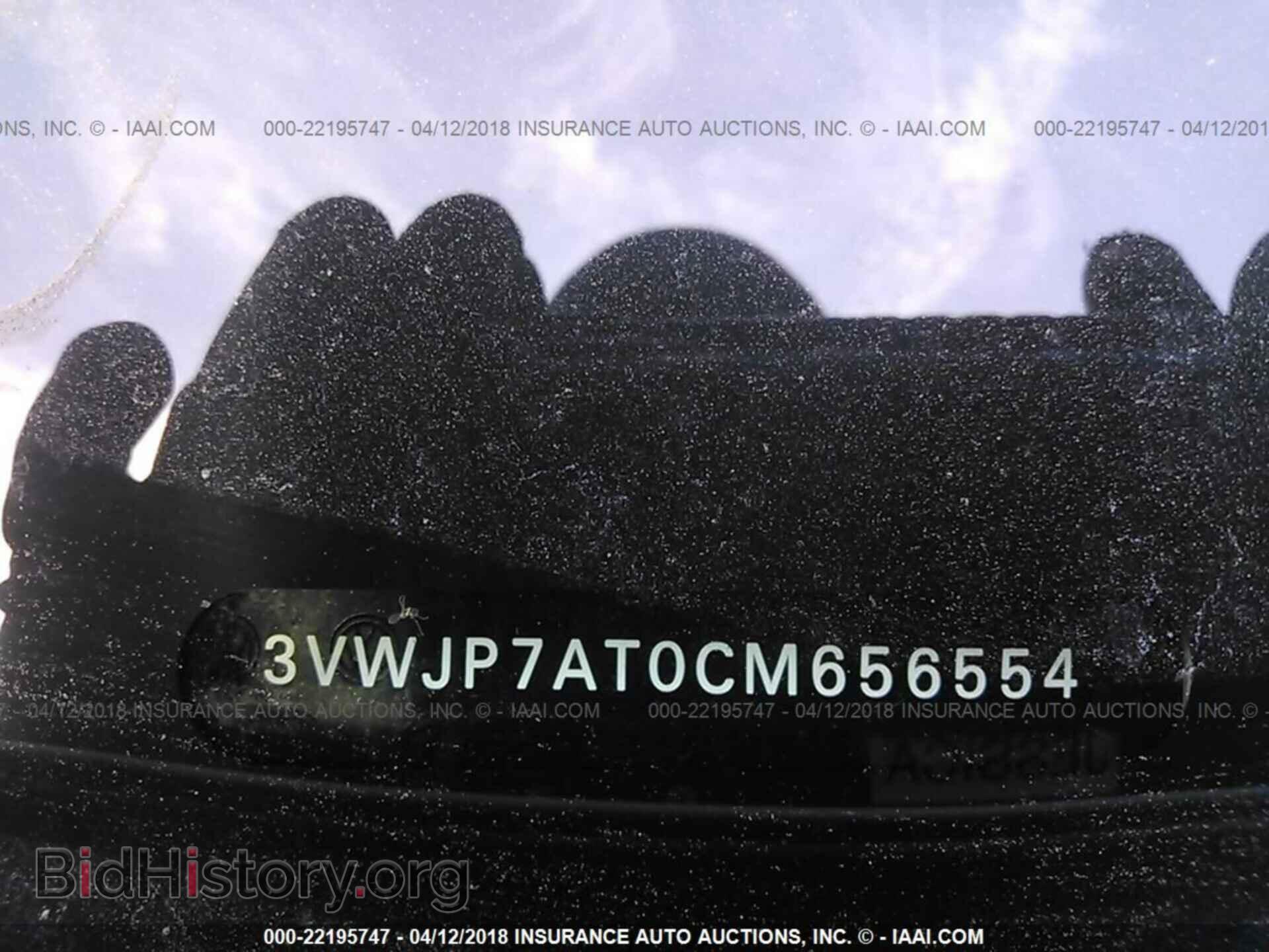 2012 Volkswagen Beetle - VIN: 3VWJP7AT0CM656554 - Фото 9