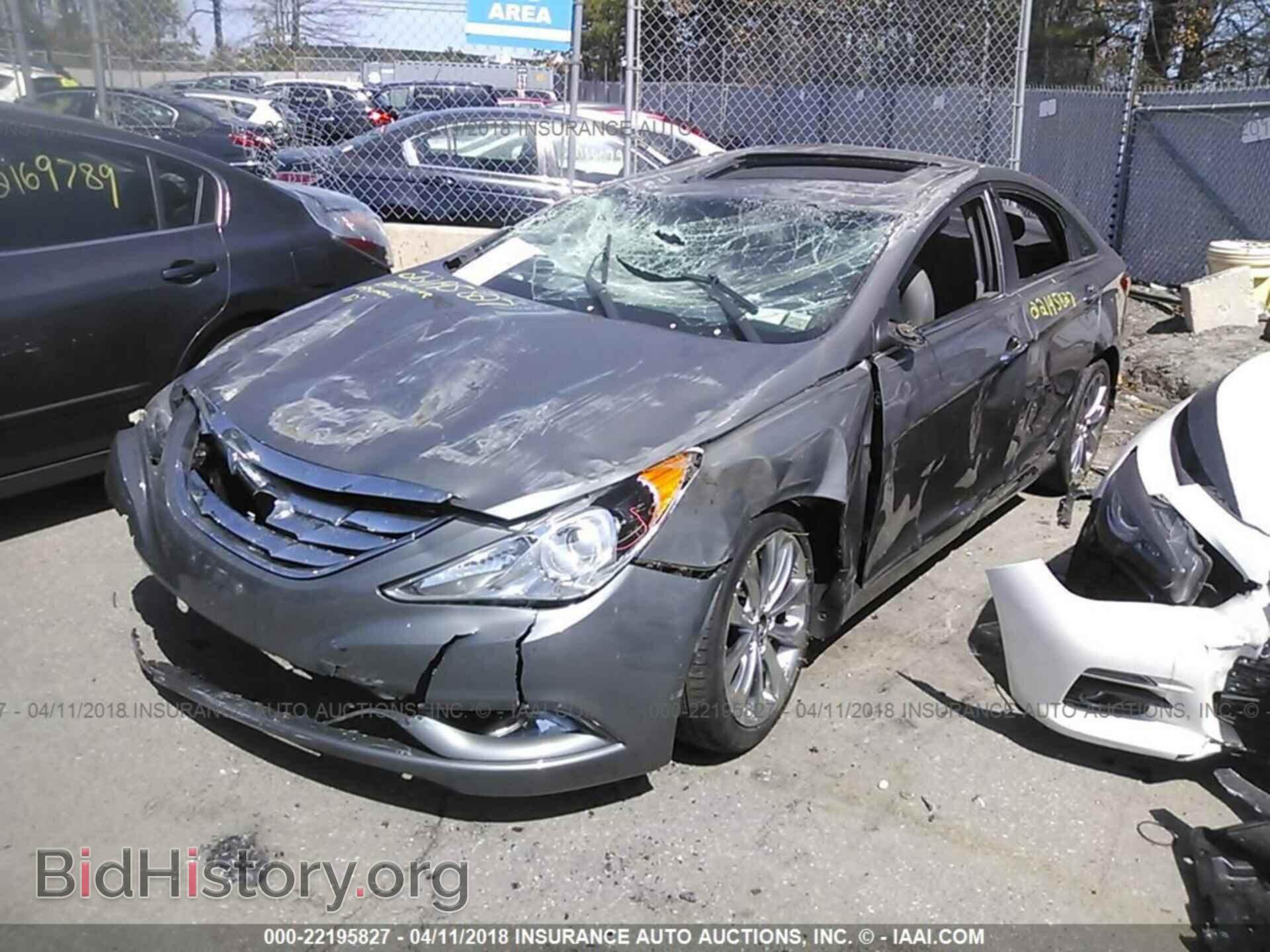 2012 Hyundai Sonata - VIN: 5NPEC4AC5CH439389 - Фото 2
