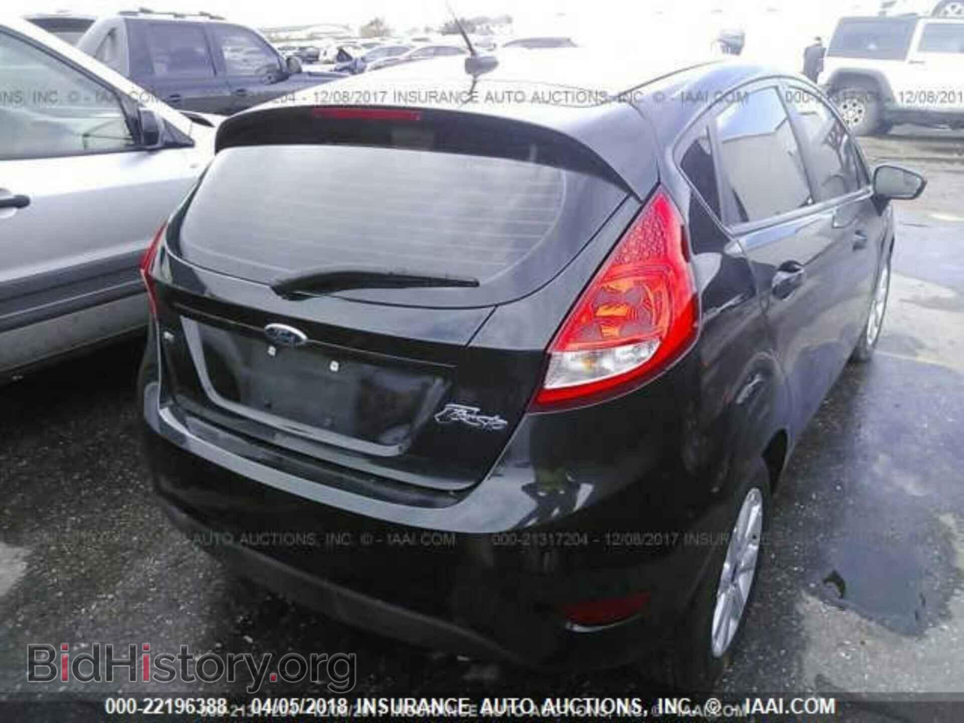 2013 Ford Fiesta - VIN: 3FADP4EJ3DM204404 - Фото 4