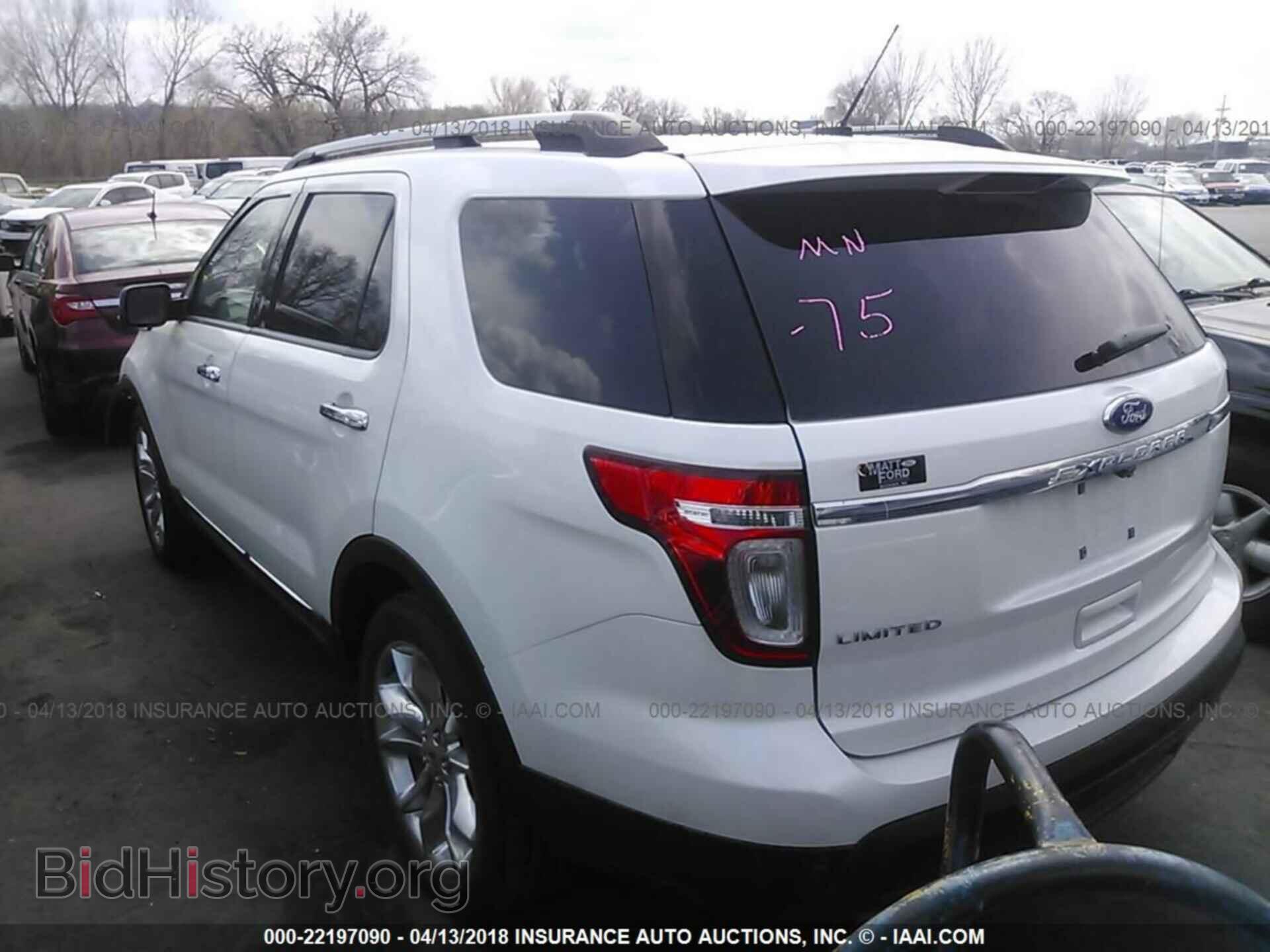 2011 Ford Explorer - VIN: 1FMHK7F84BGA38596 - Фото 3