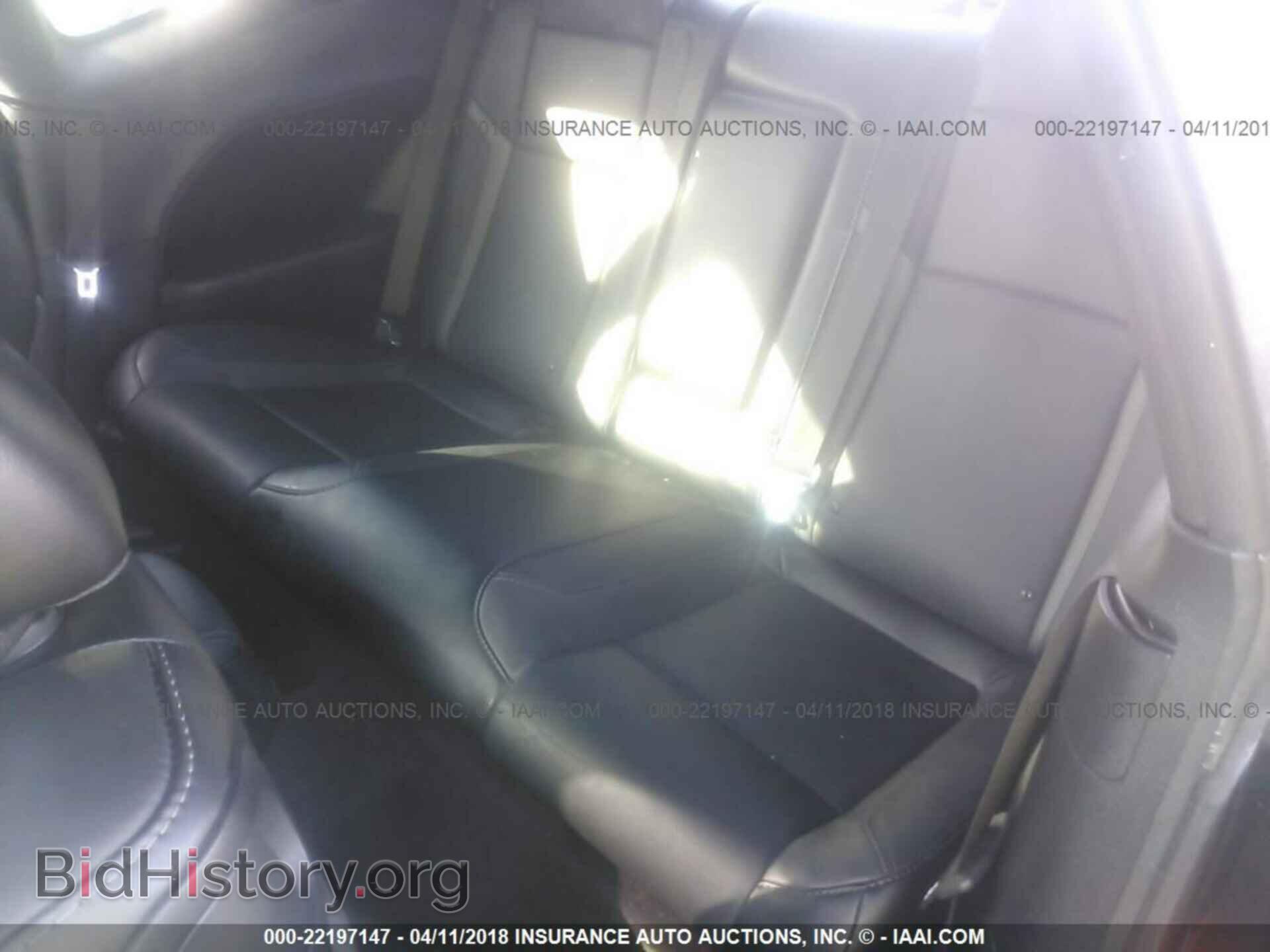 2016 Dodge Challenger - VIN: 2C3CDZAG4GH131475 - Photo 8
