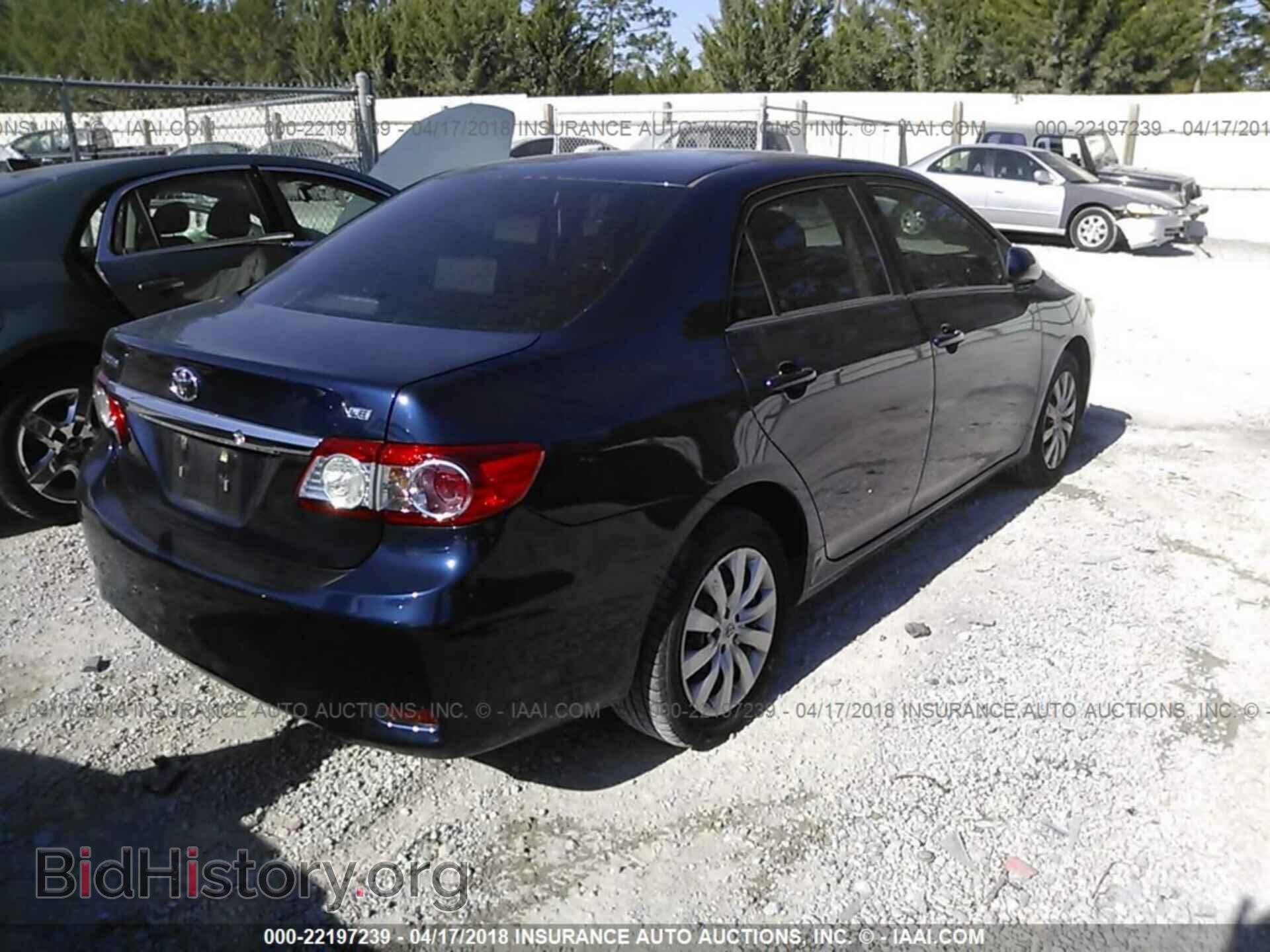 2013 Toyota Corolla - VIN: 2T1BU4EE3DC008372 - Photo 4