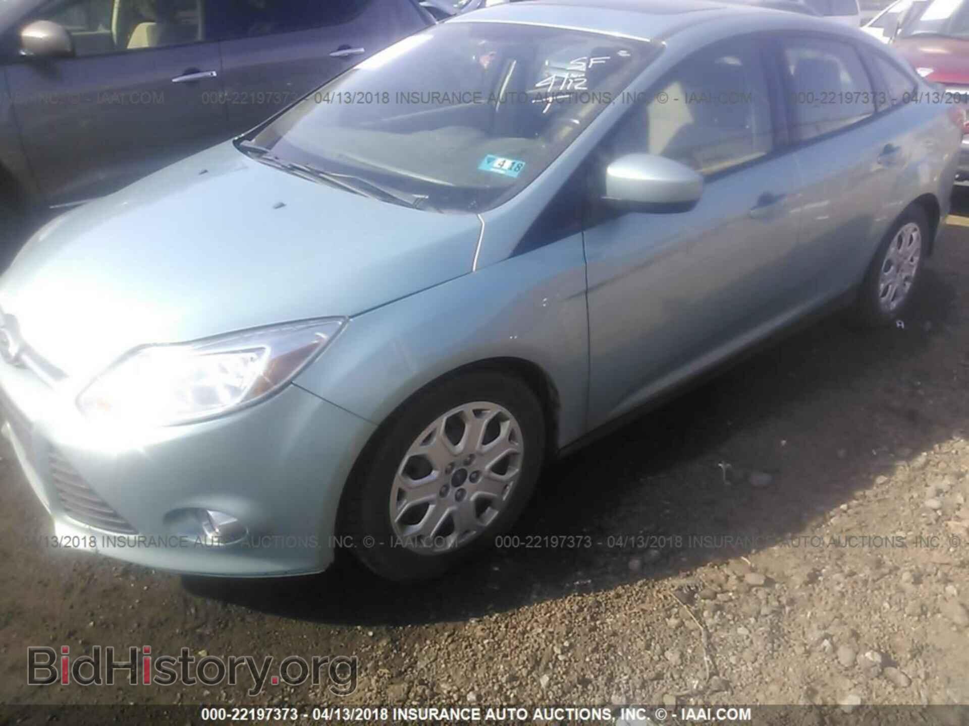 2012 Ford Focus - VIN: 1FAHP3F28CL385518 - Фото 2