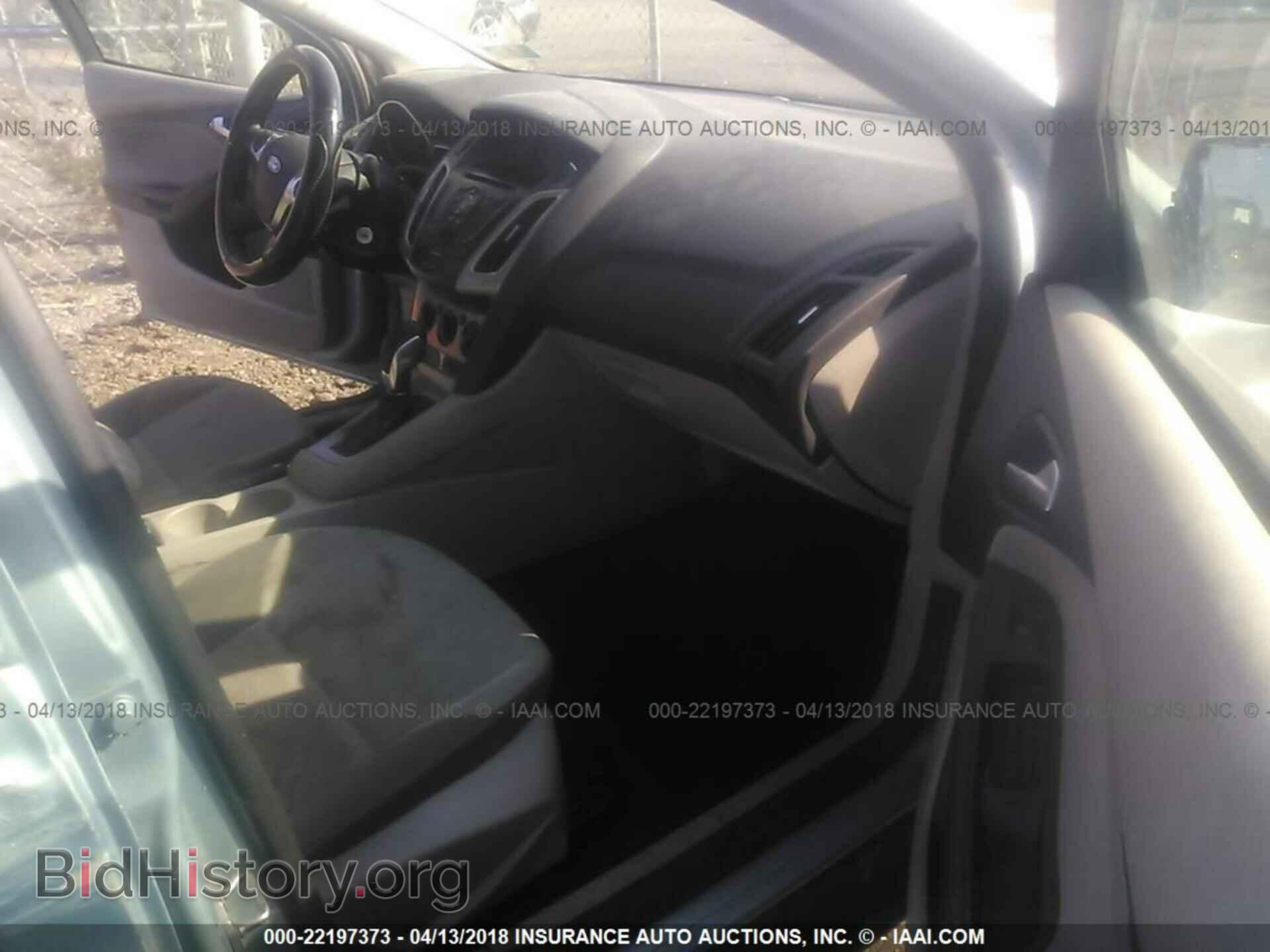 2012 Ford Focus - VIN: 1FAHP3F28CL385518 - Фото 5