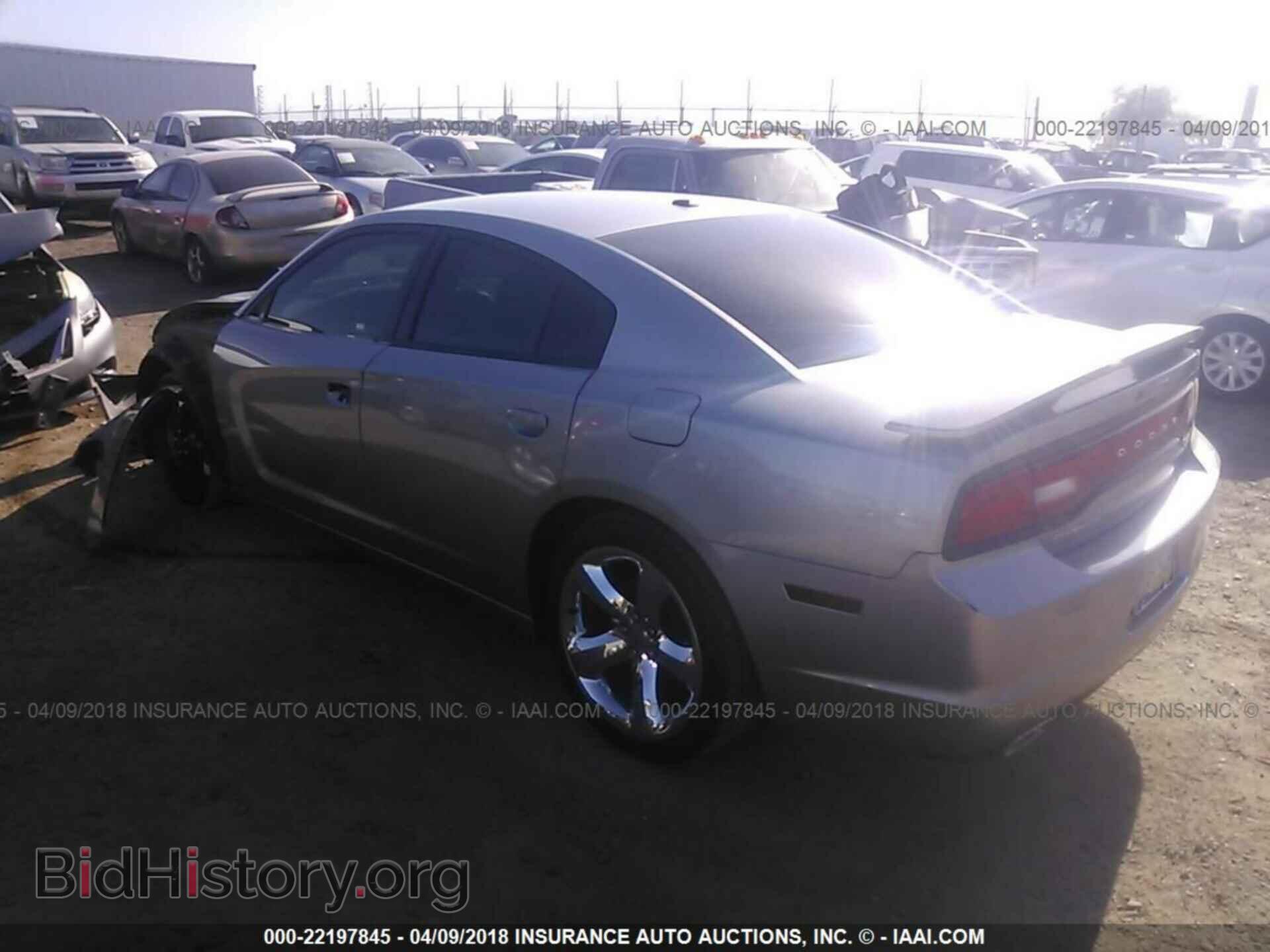 2013 Dodge Charger - VIN: 2C3CDXHGXDH583968 - Фото 3