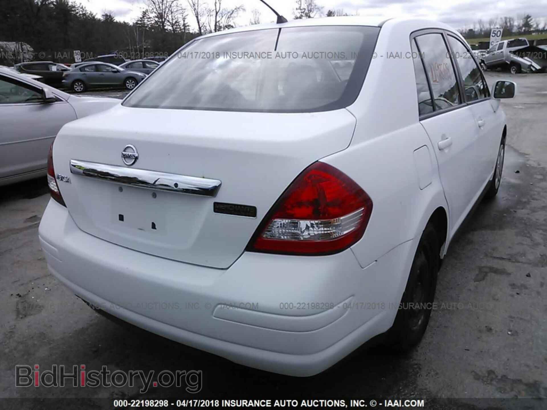 2011 Nissan Versa - VIN: 3N1BC1AP1BL408775 - Фото 4