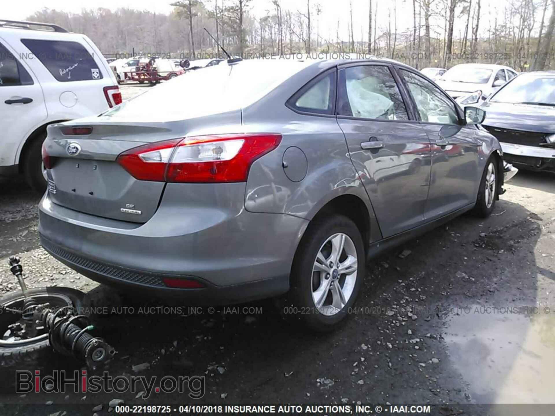 2013 Ford Focus - VIN: 1FADP3F28DL273351 - Фото 4