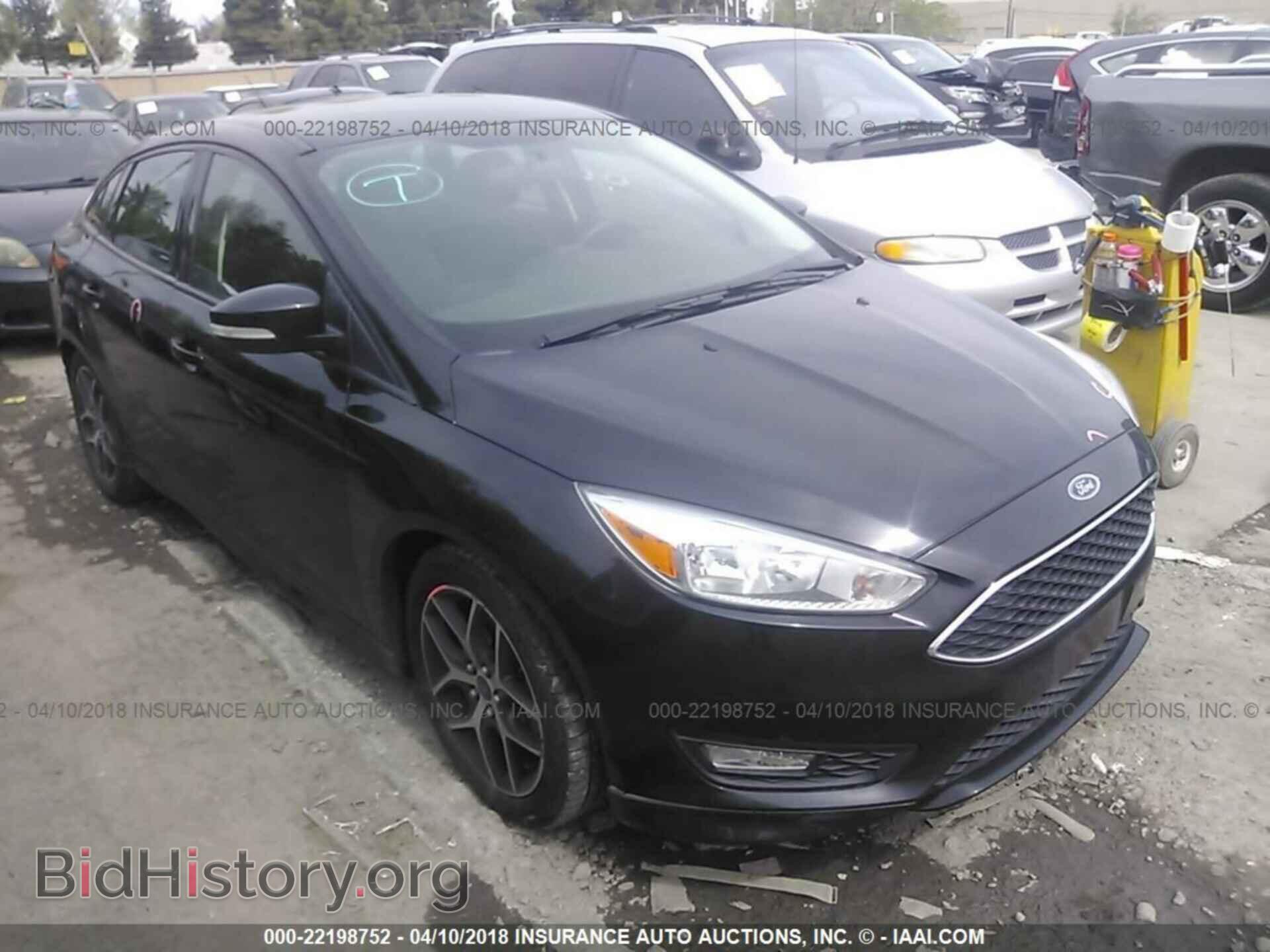 Photo 1FADP3F28FL241373 - Ford Focus 2015