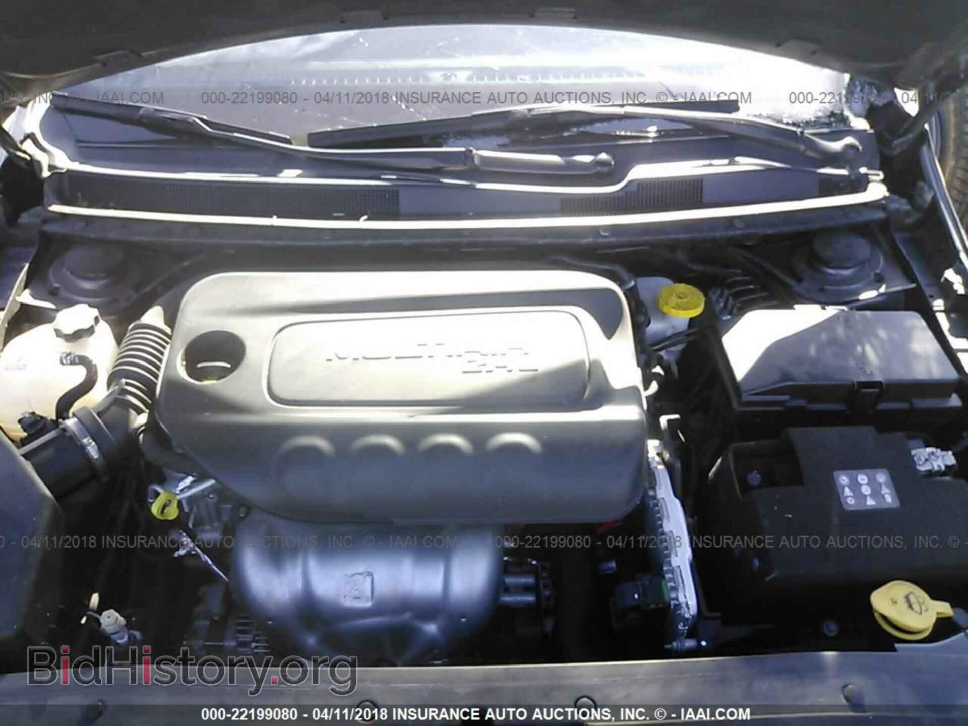 2015 Chrysler 200 - VIN: 1C3CCCAB1FN748505 - Фото 10