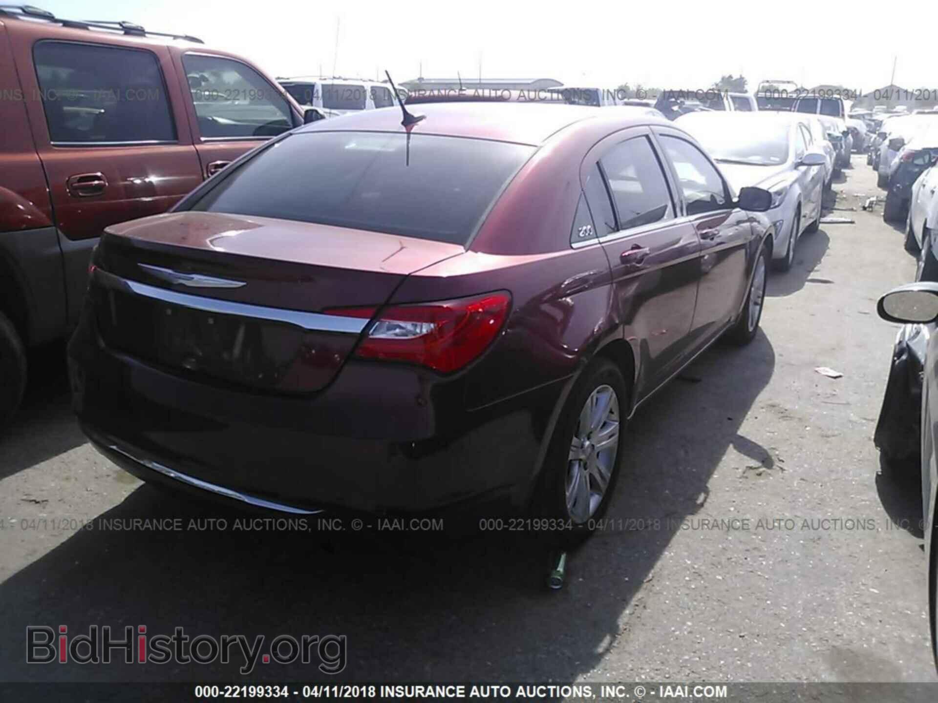2012 Chrysler 200 - VIN: 1C3CCBBB8CN125337 - Фото 4